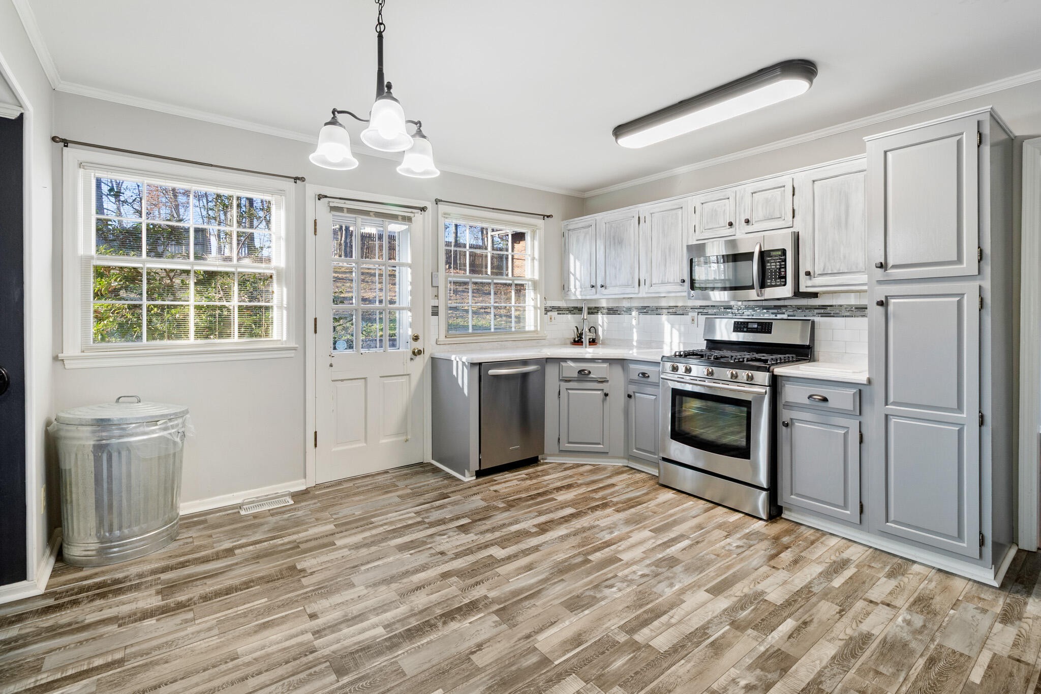 3465 Edgewood Circle NW