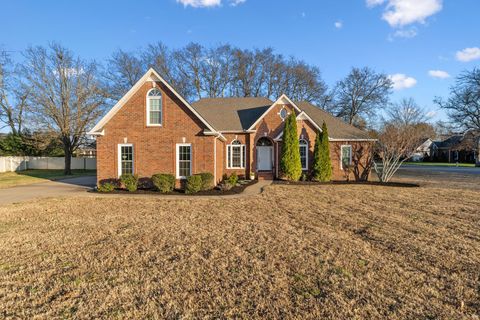 Photo of 2402 Verona Pl, Murfreesboro, TN 37130 (MLS # 3061306)