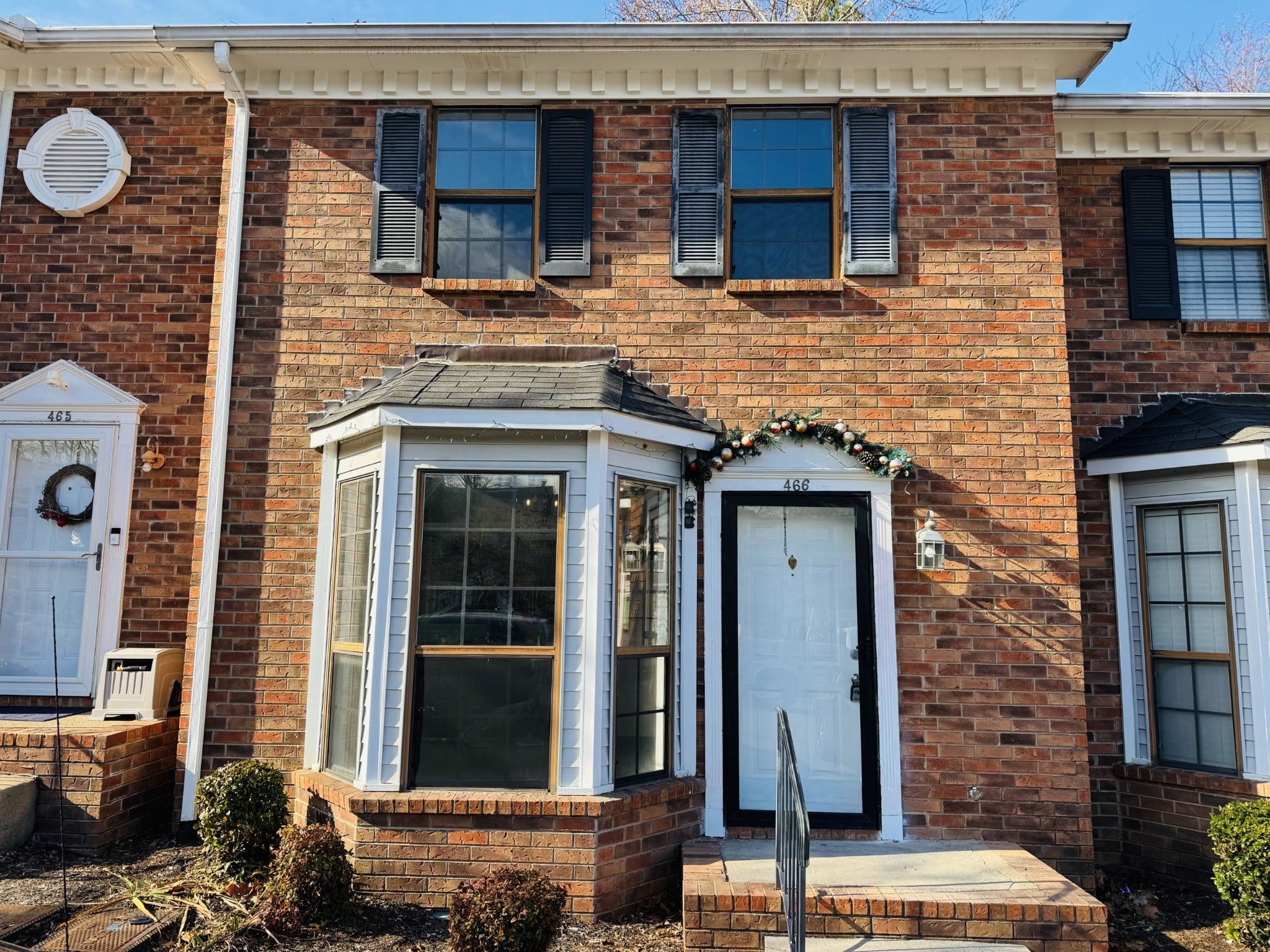 2.0-bed rental at 466 Claircrest Dr