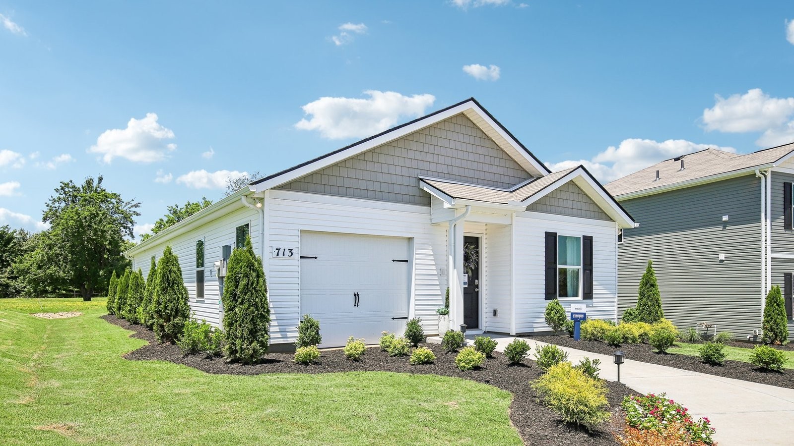 425 Cloudland Dr