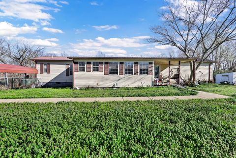 1765 Woolworth Rd Erin TN 37061