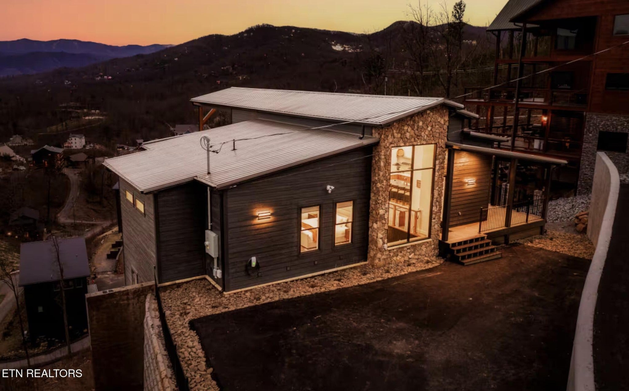 829 Wiley Oakley Drive