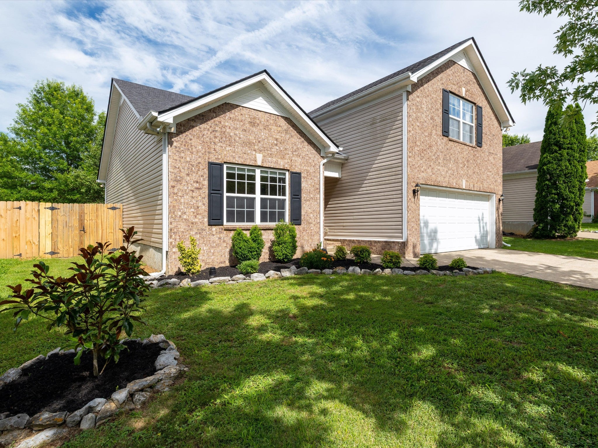2132 Deer Valley Dr