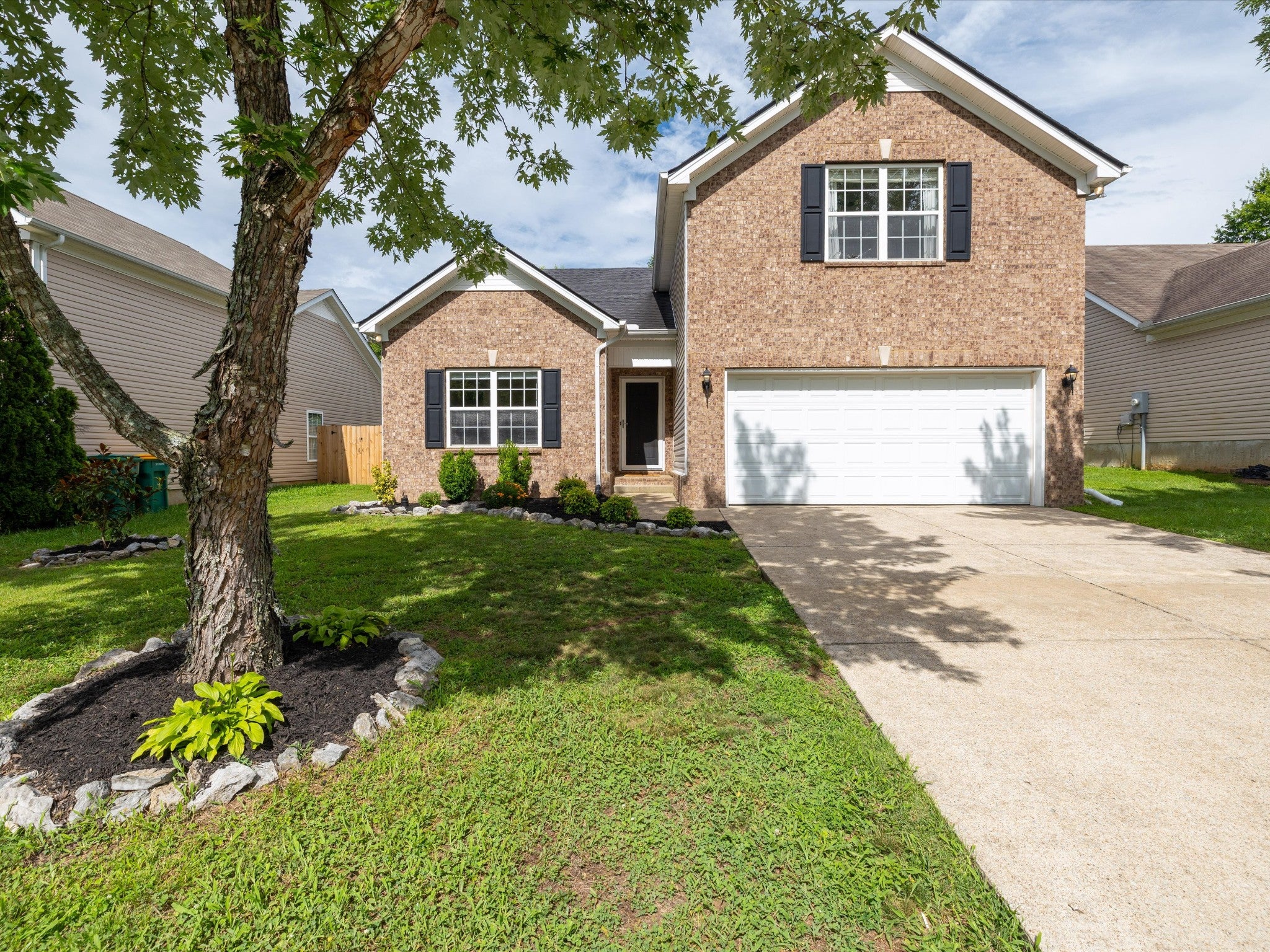 2132 Deer Valley Dr