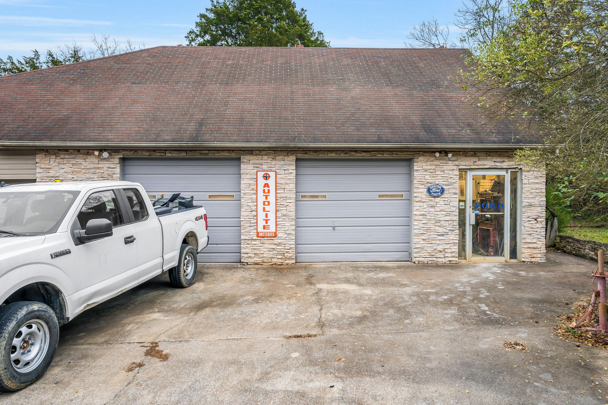 10956 Old Lebanon Rd