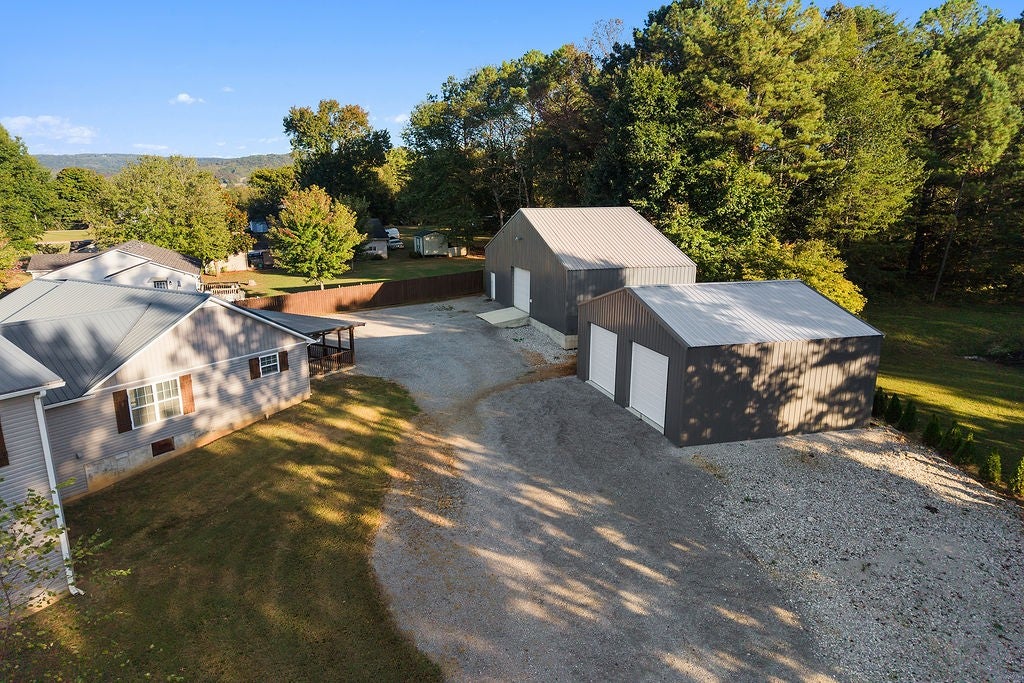32 McGee Rd