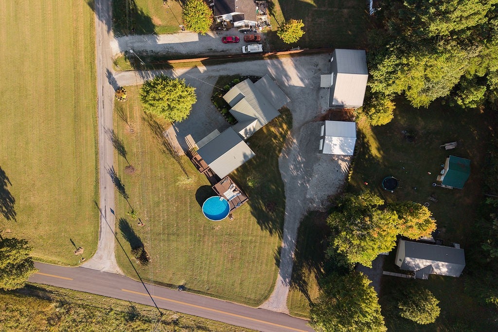 32 McGee Rd