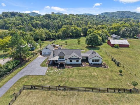 9707 Clovercroft Rd Nolensville TN 37135
