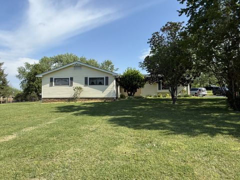 454 Lakewind Dr Gallatin TN 37066