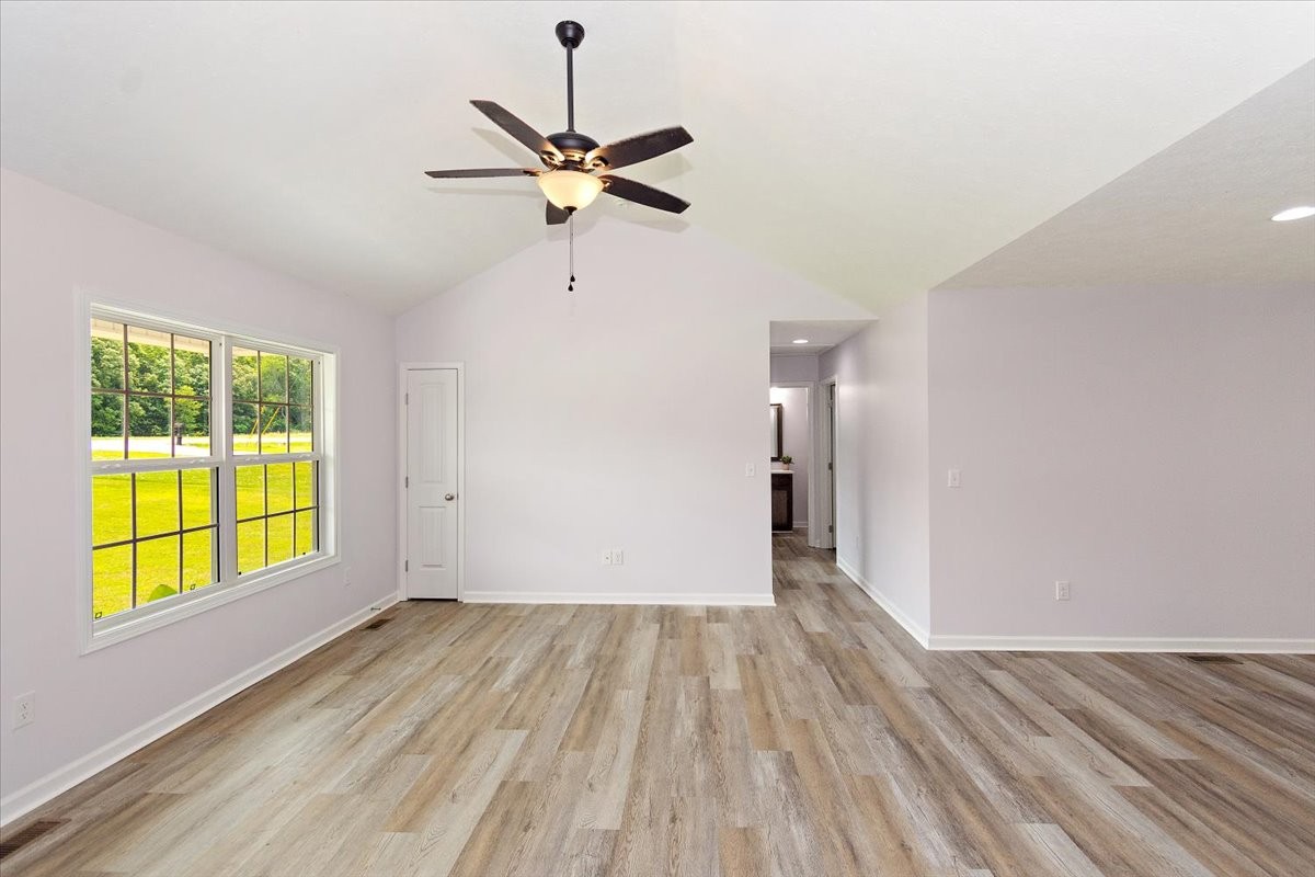 1161 Honey Ln