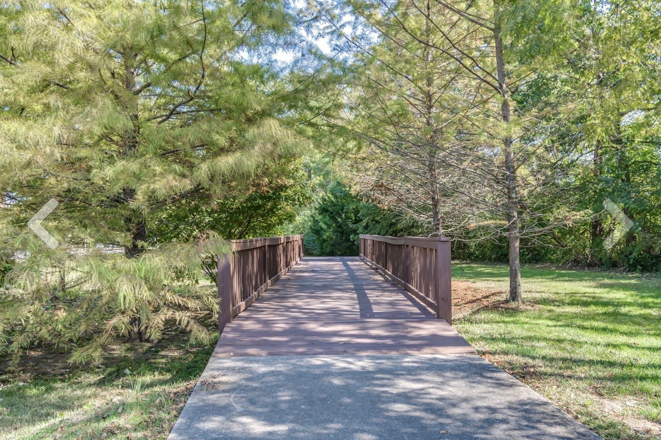 1707 Shadow Green Dr, Franklin TN 37064 3-bed condo, photo 27 of 30