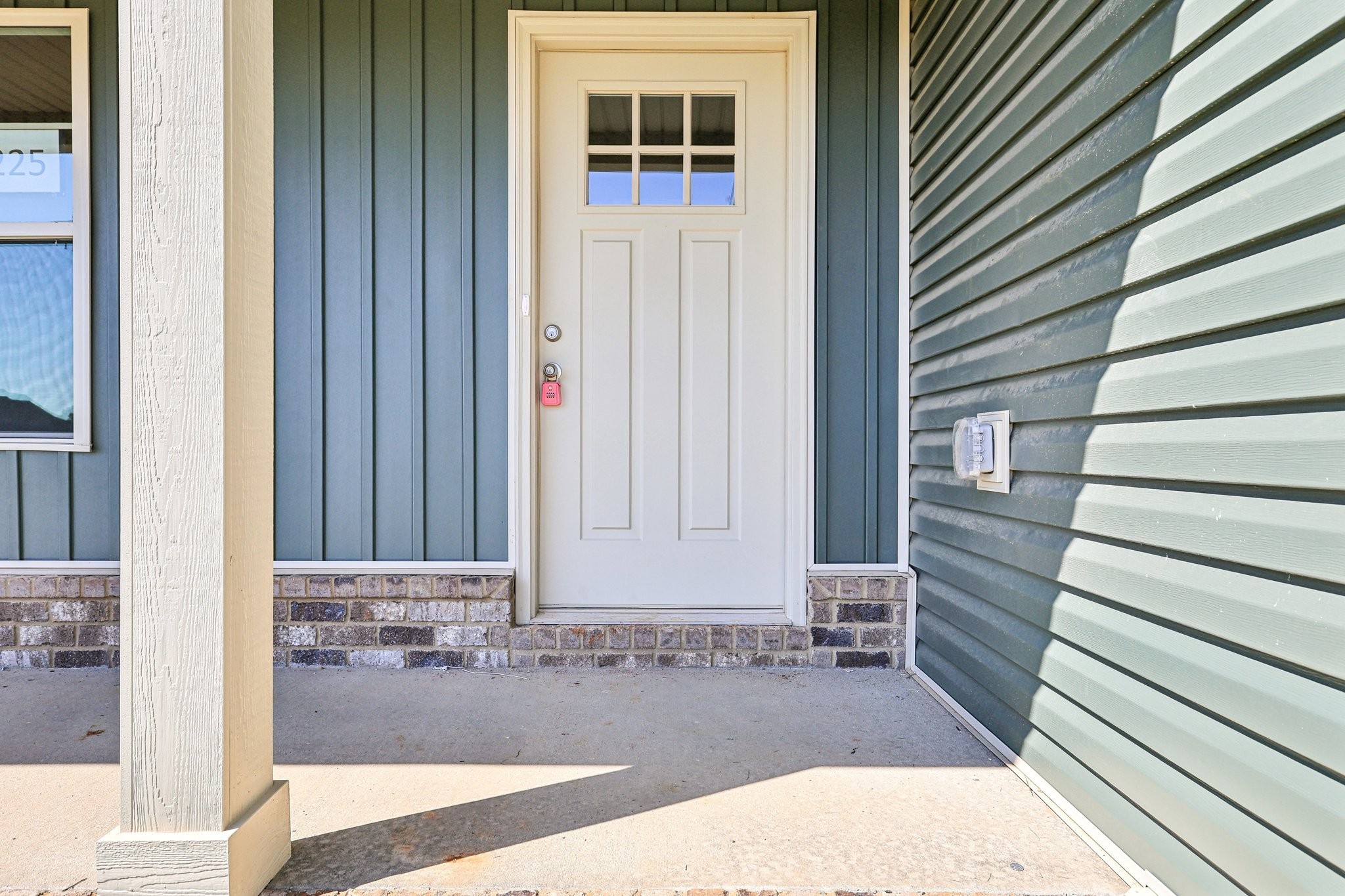 4 Hugh Hunter Road