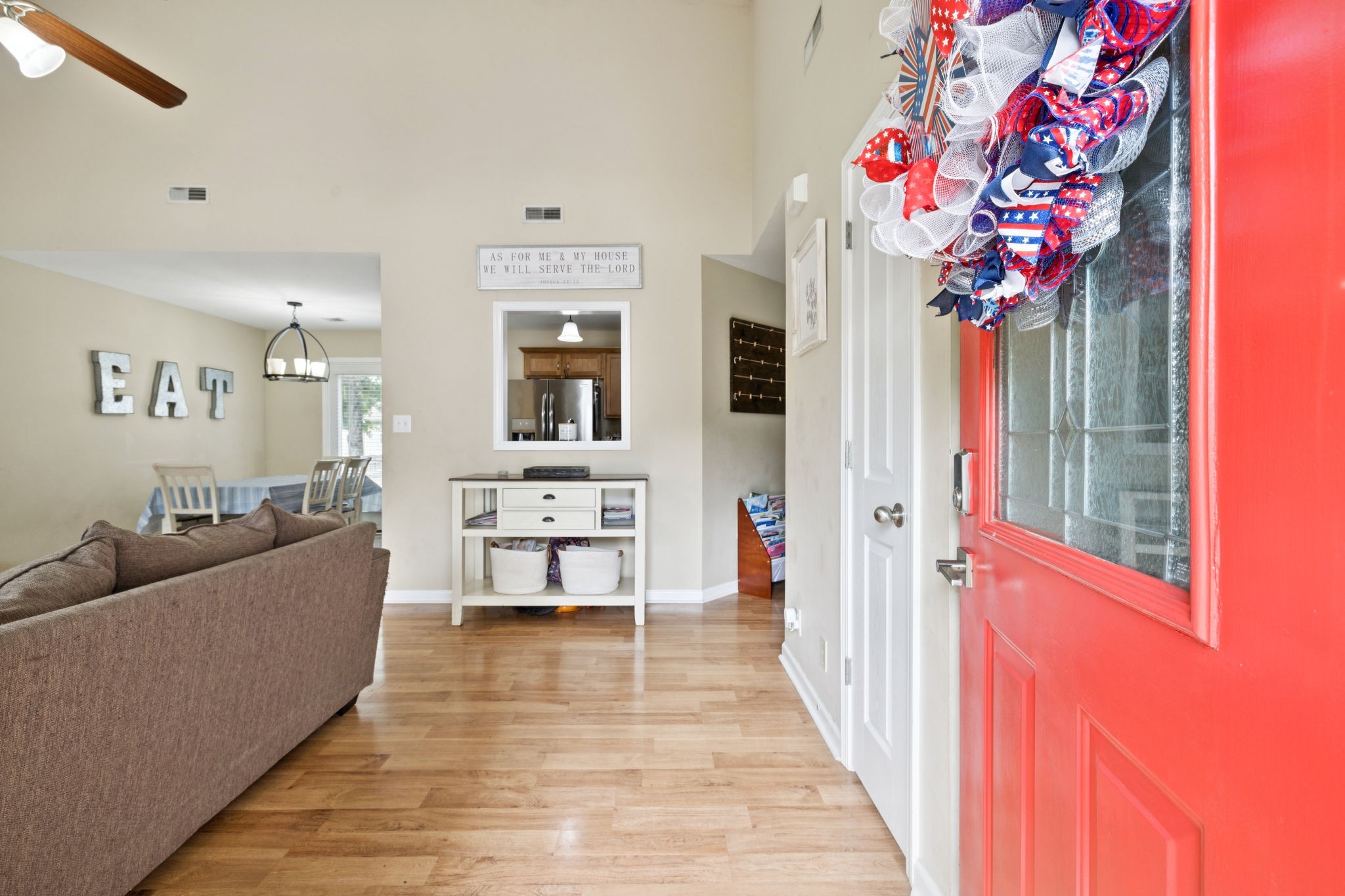 2684 Hidden Ridge Ct