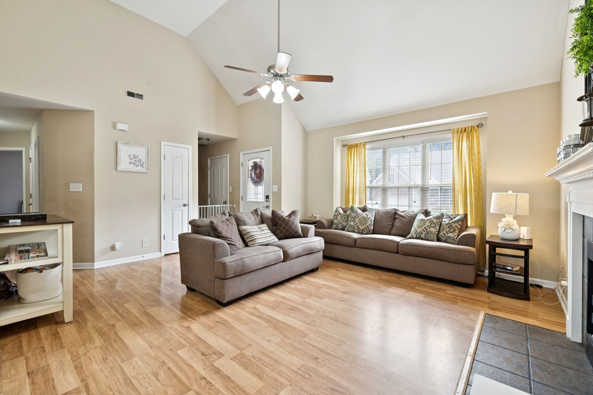 2684 Hidden Ridge Ct