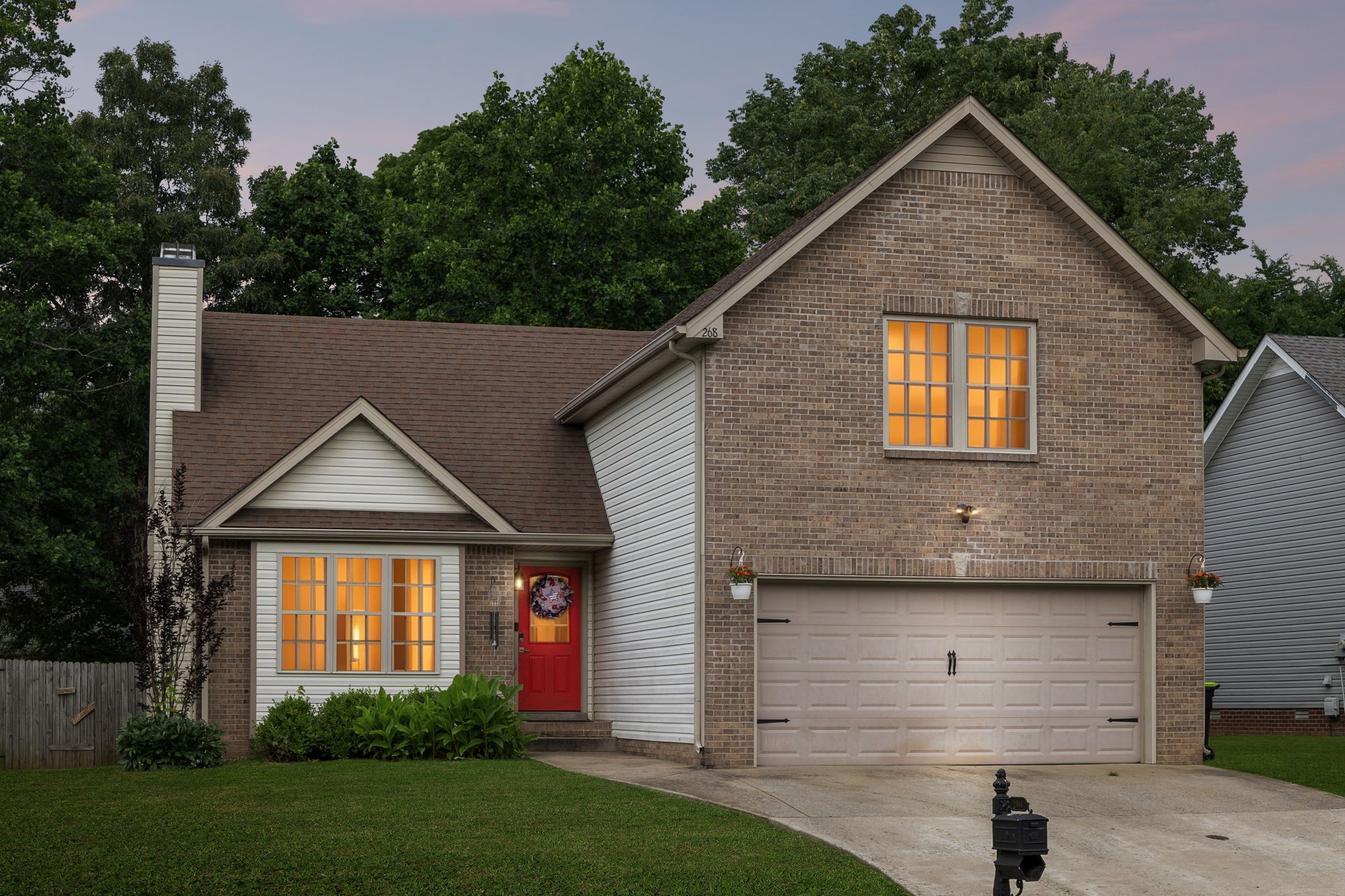 2684 Hidden Ridge Ct