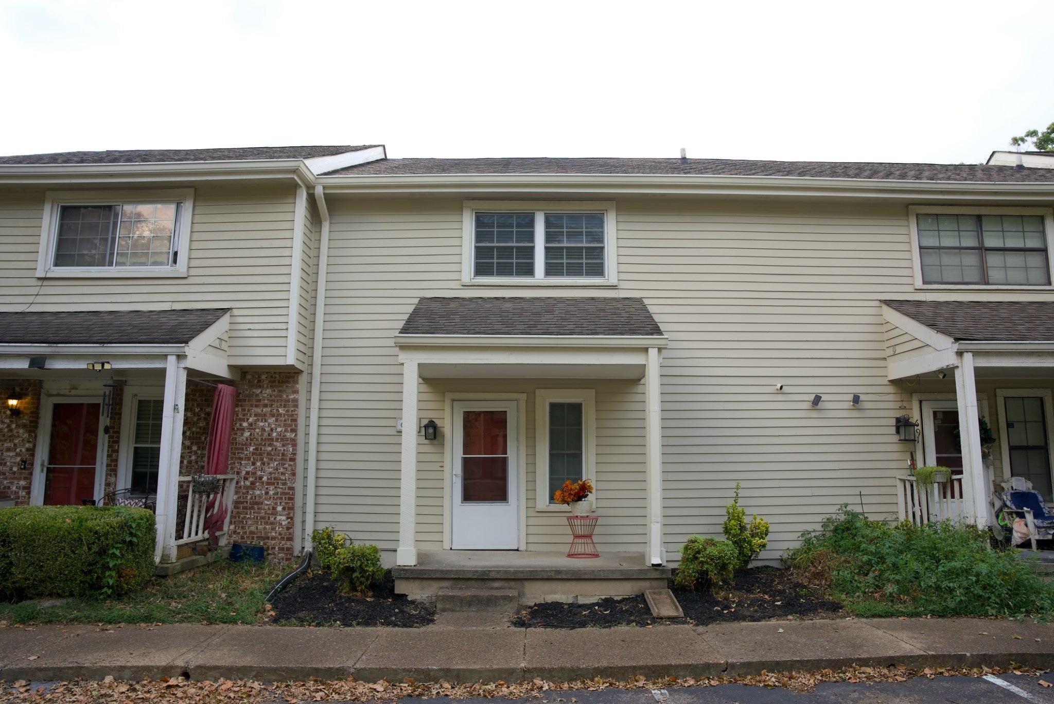 689 Longhunter Ct