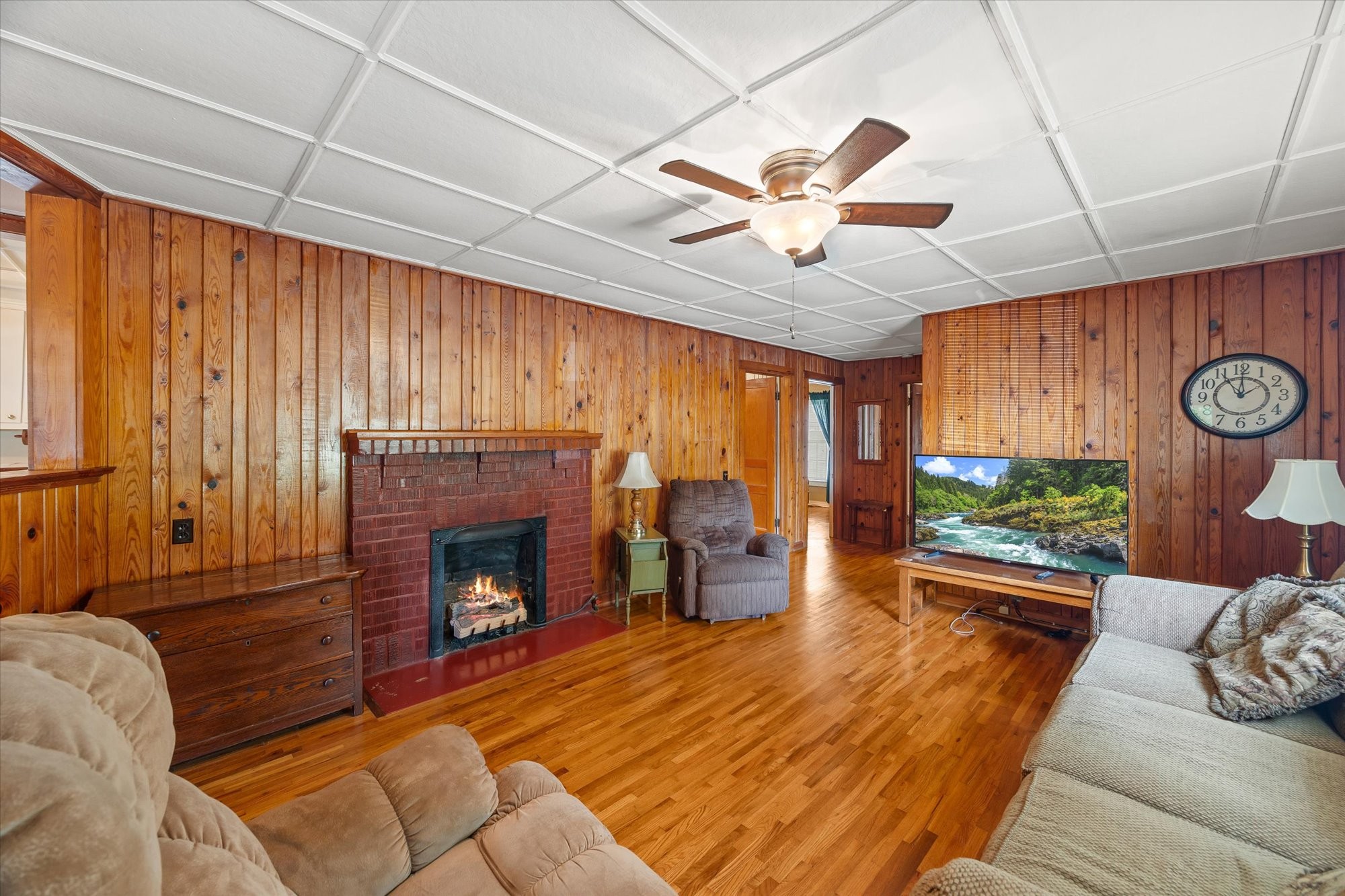 710 Oakland Park Dr