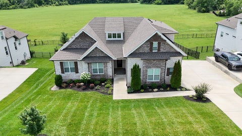 Photo of 2035 Imagine Cir, Spring Hill, TN 37174 (MLS # 3231508)