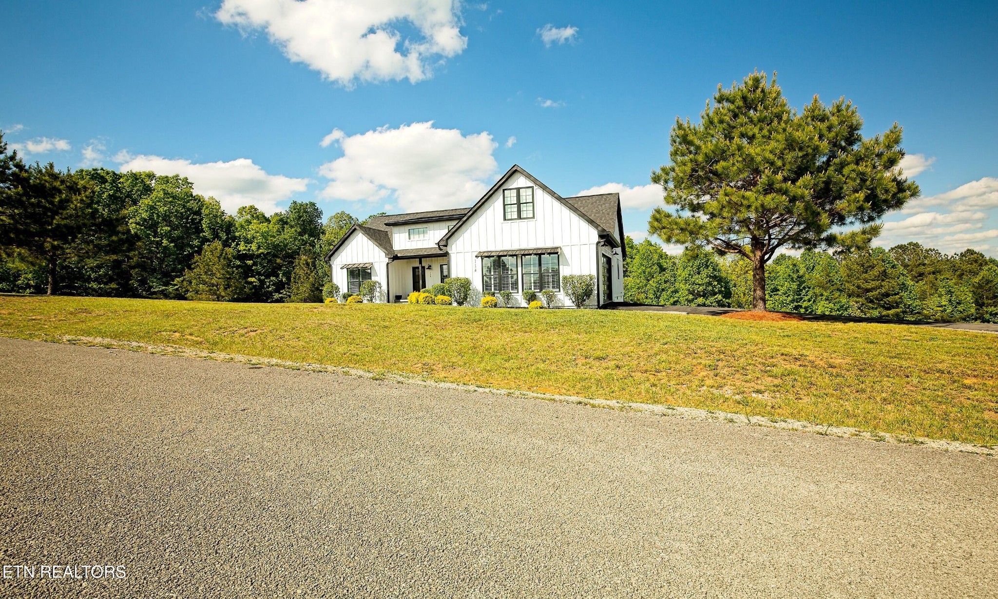 114 Canter Hill Lane
