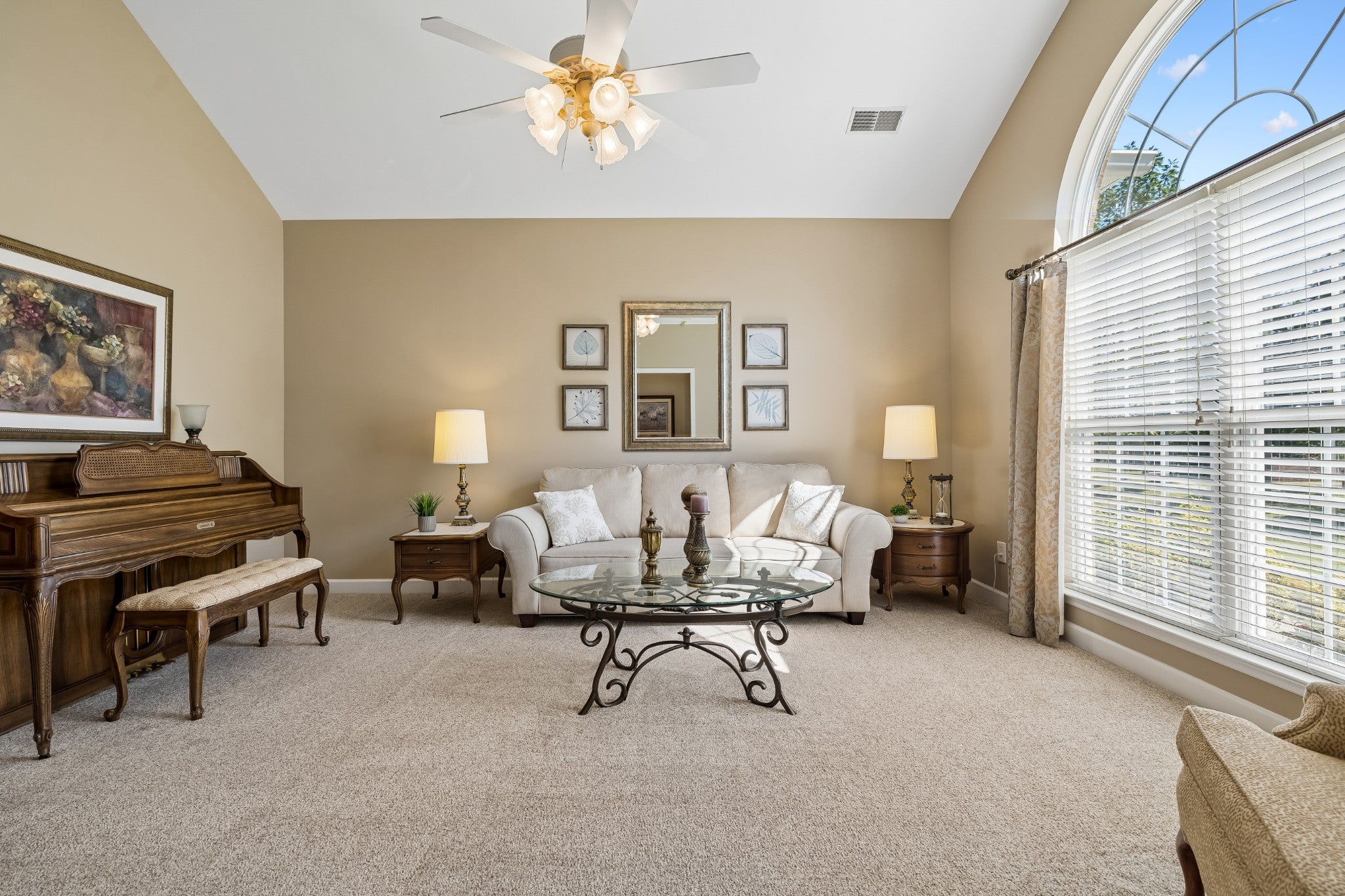 6 Donnell Ct