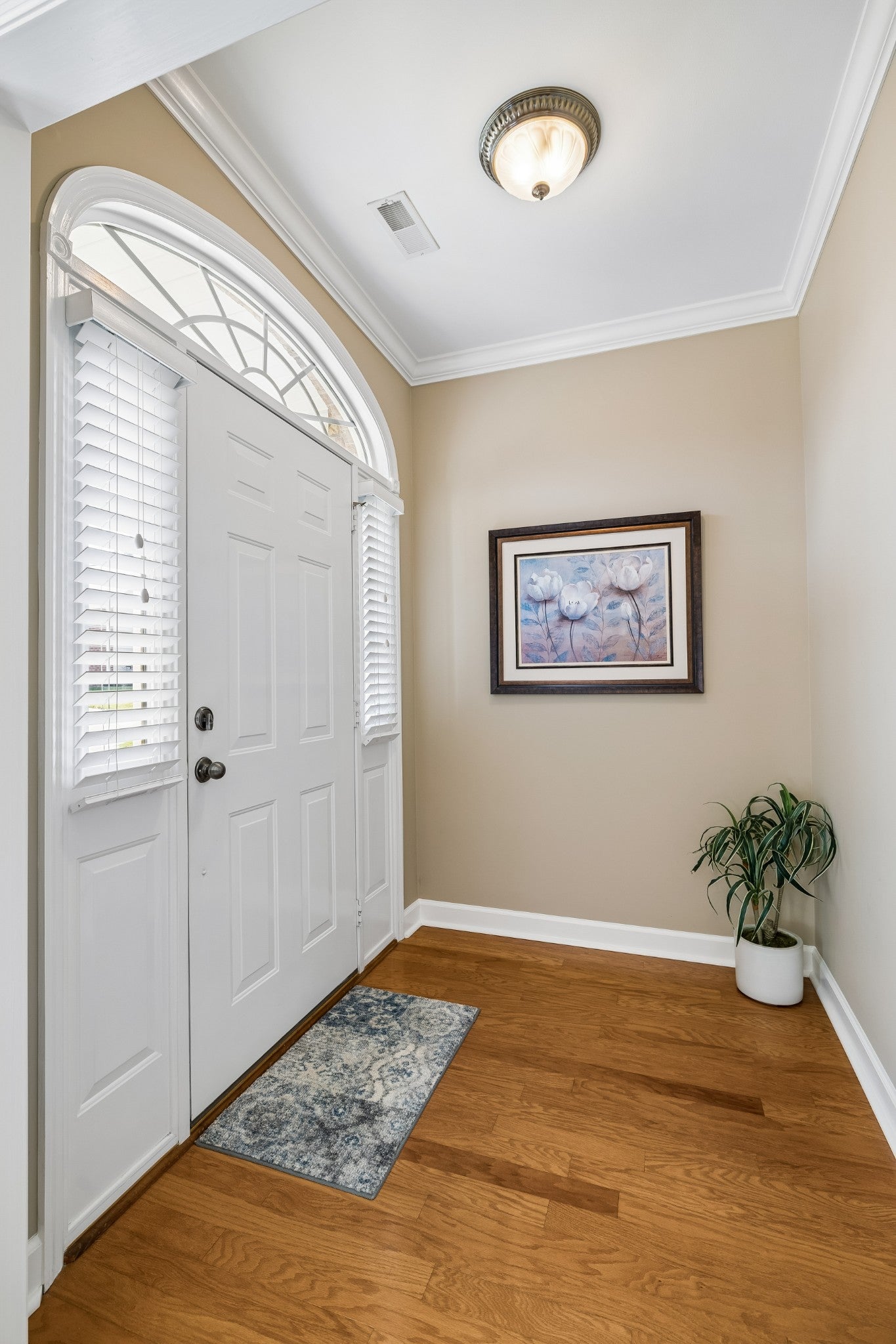 6 Donnell Ct