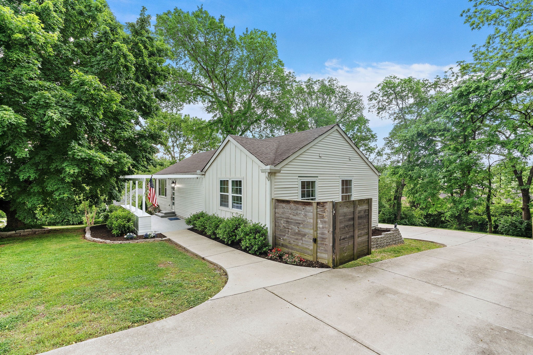 129 Neese Dr