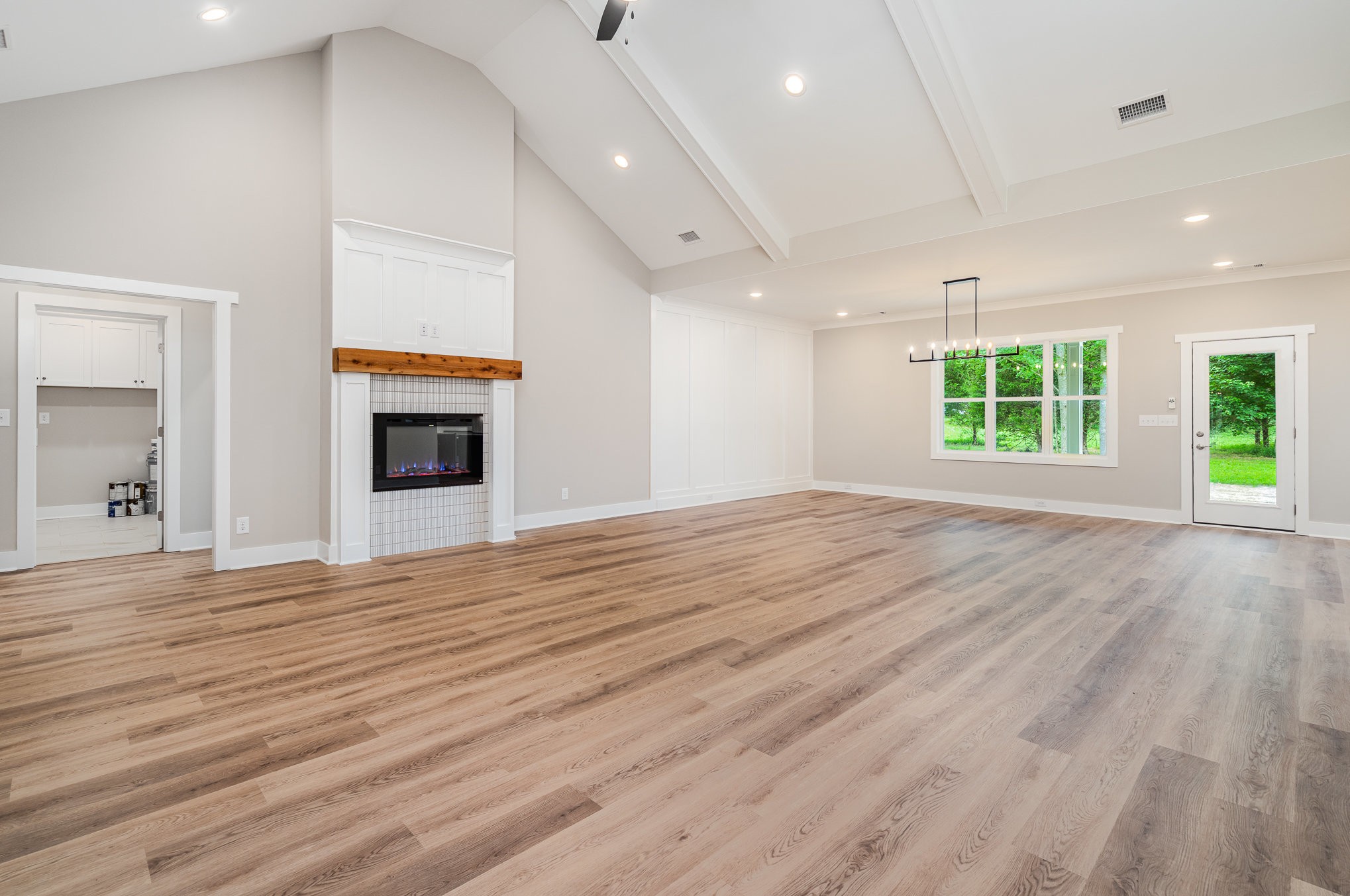 408 Harsh Ln