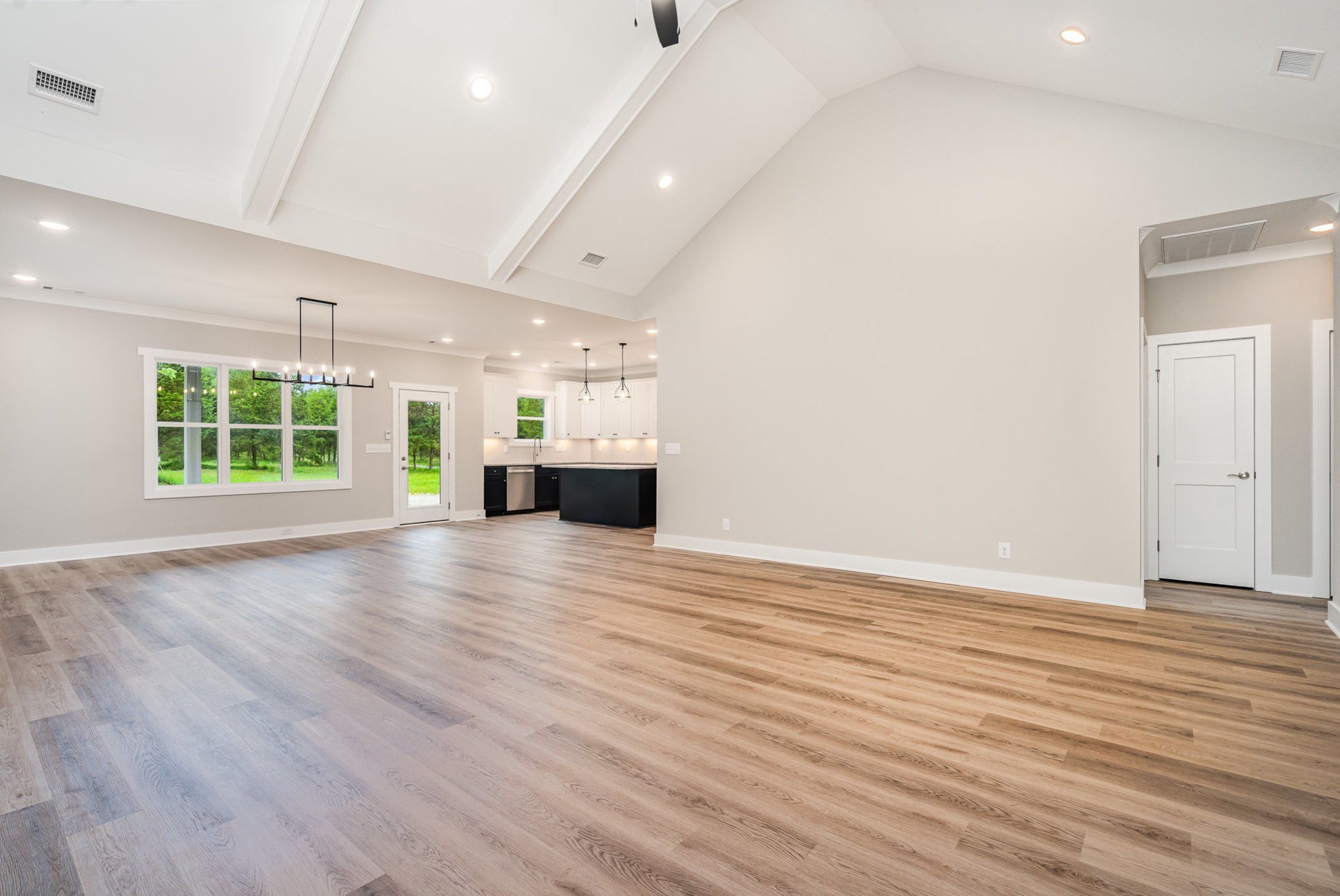 408 Harsh Ln
