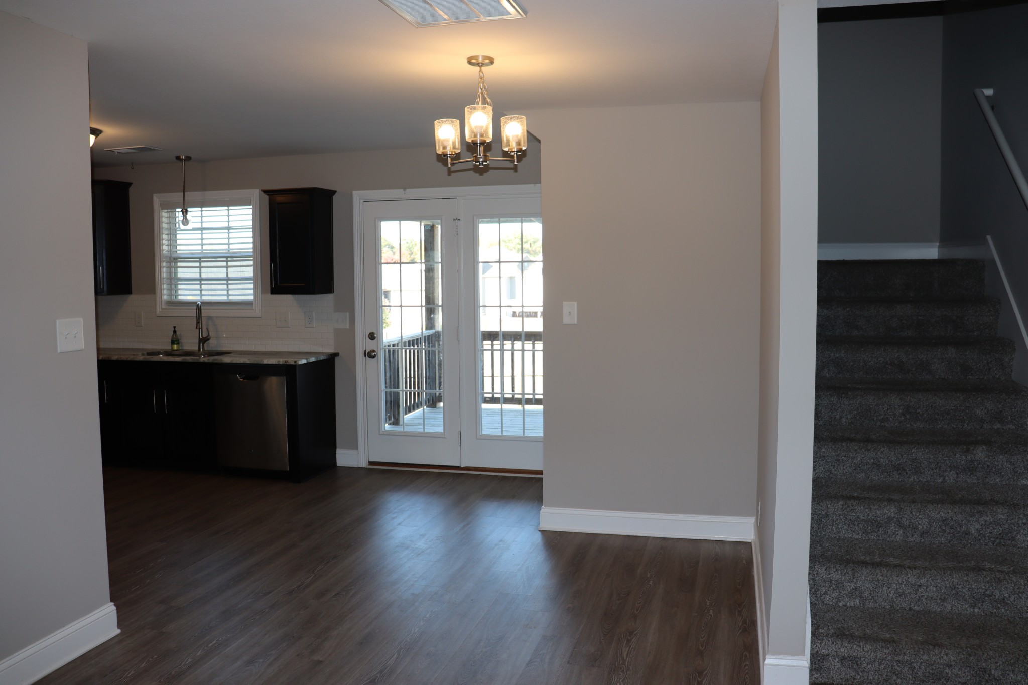 1093 Charles Thomas Dr