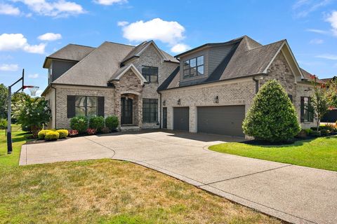 1649 Boardwalk Pl Gallatin TN 37066
