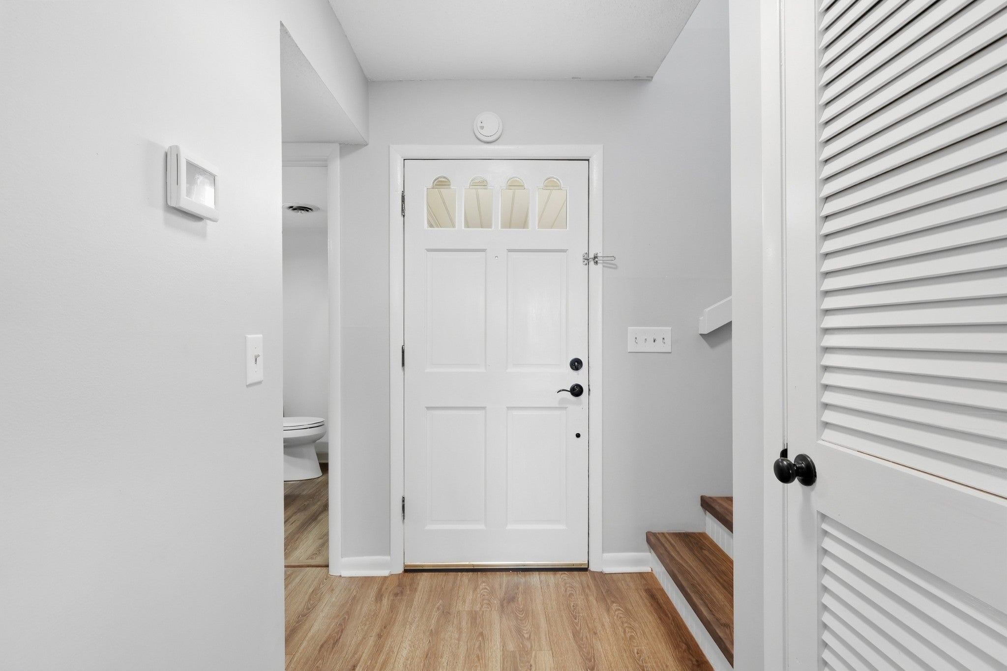 1039 Heritage Dr - Photo 2