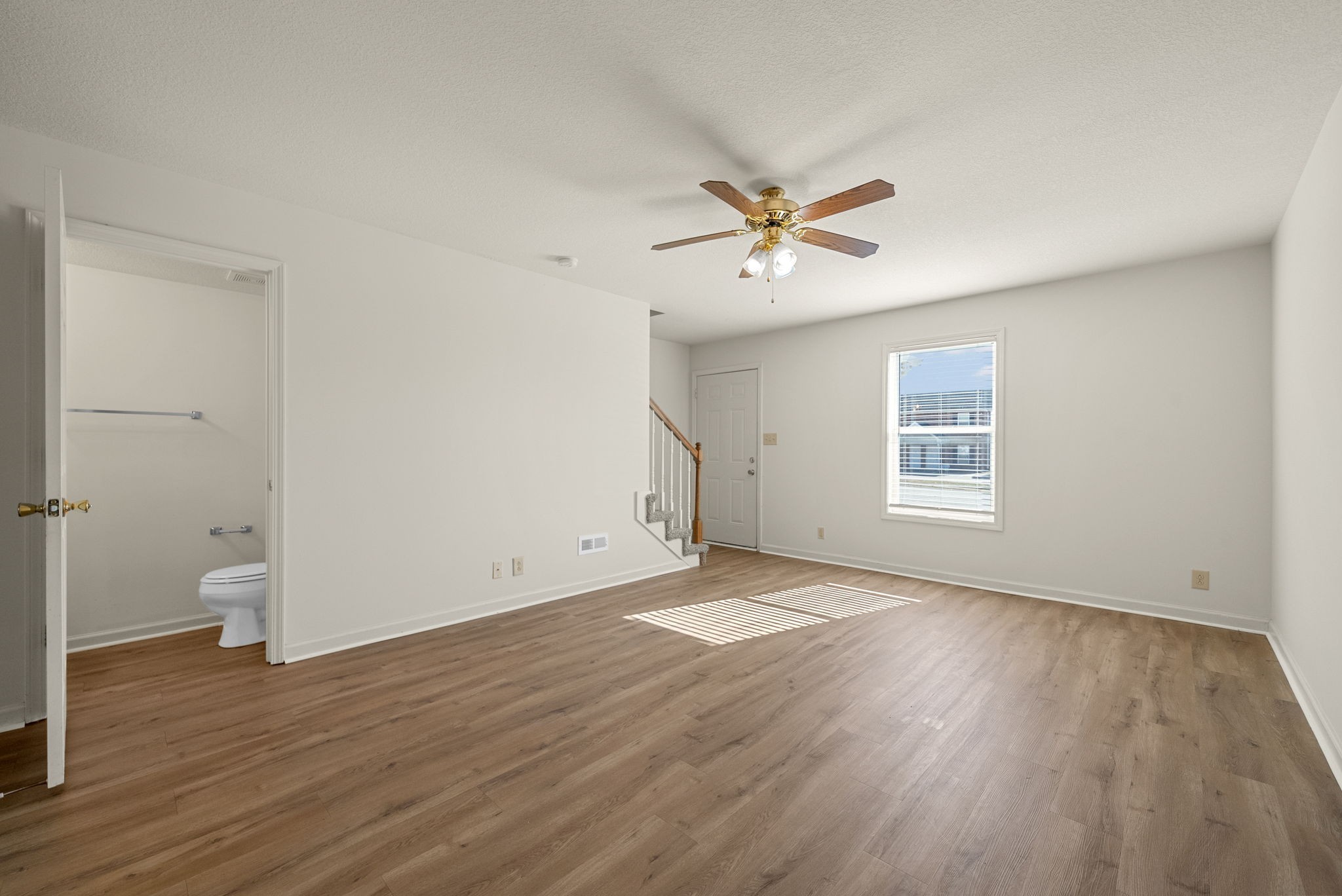 507 Peachers Ridge B