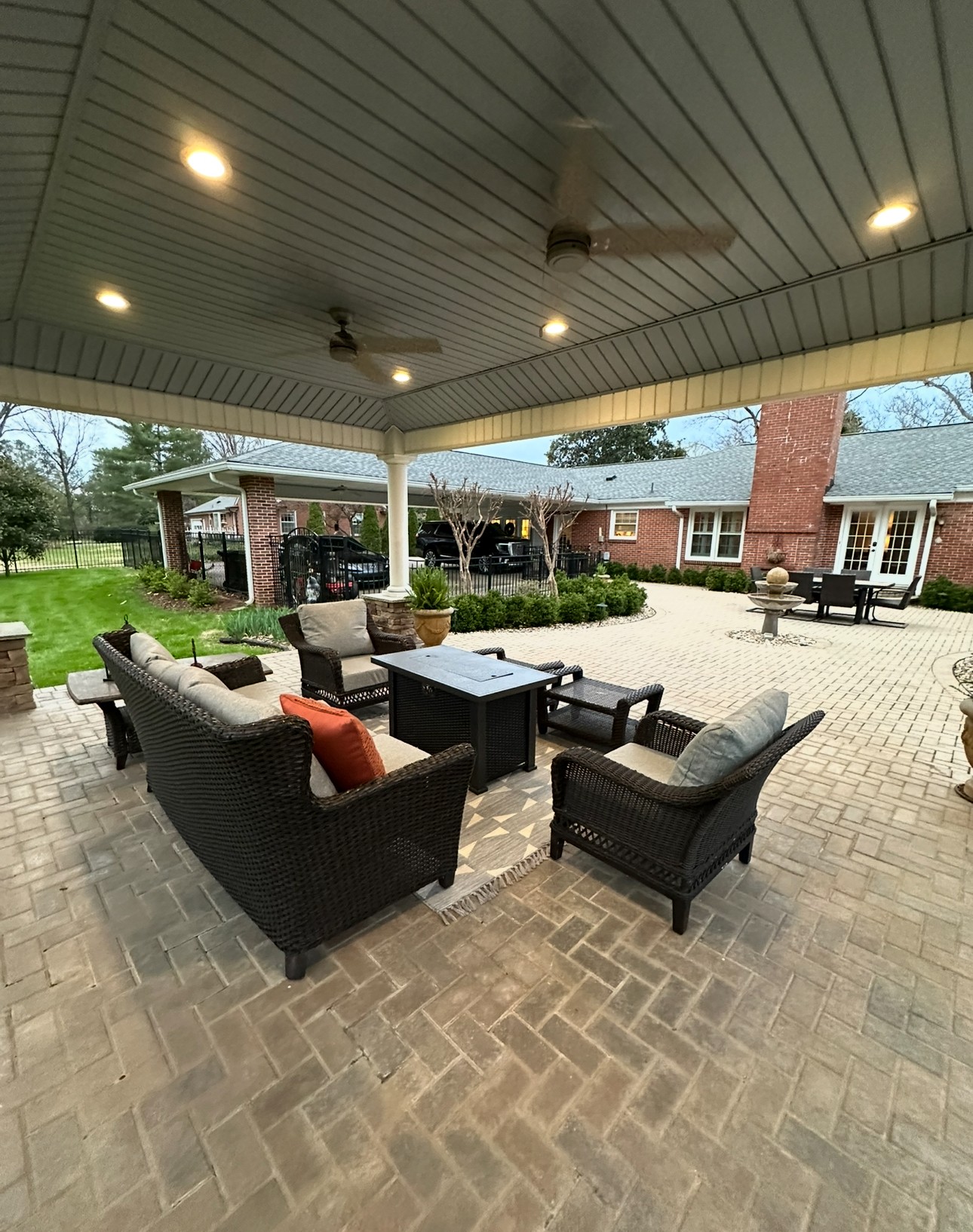 311 Minerva Dr