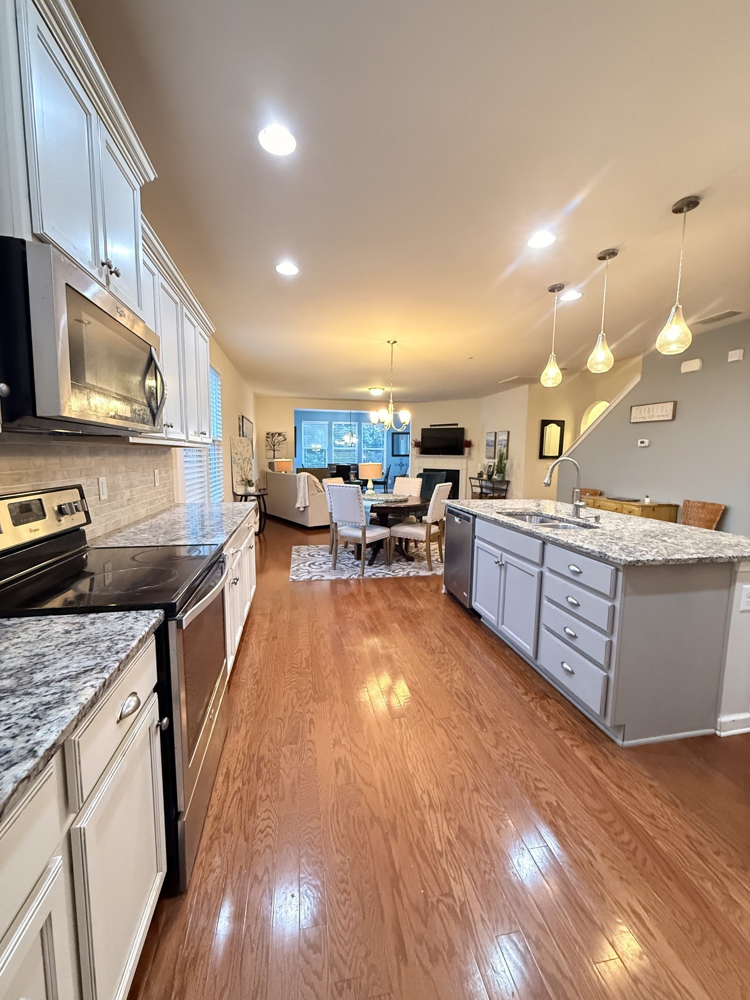1713 Elysian Cir