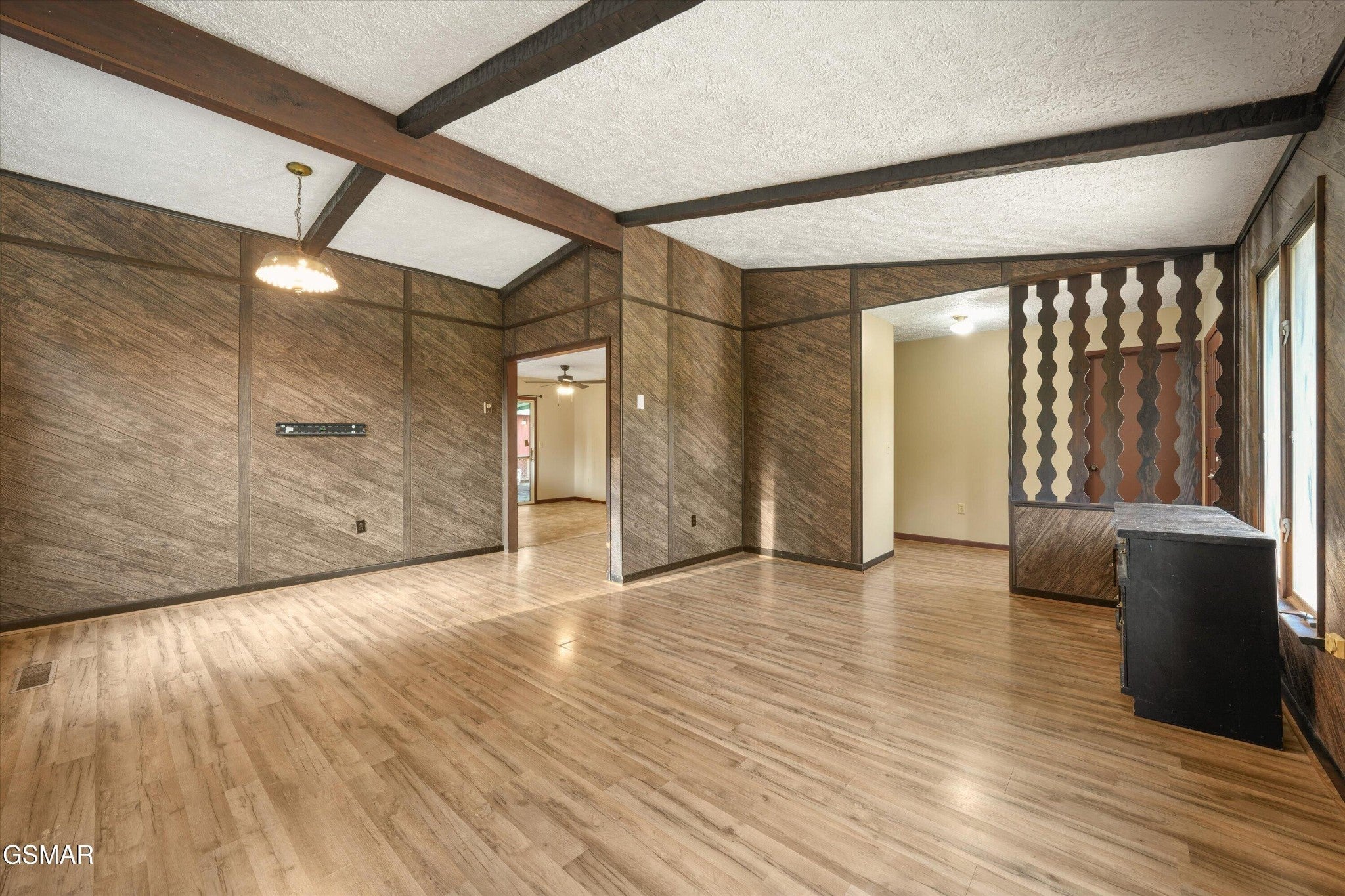 204 New Center Road