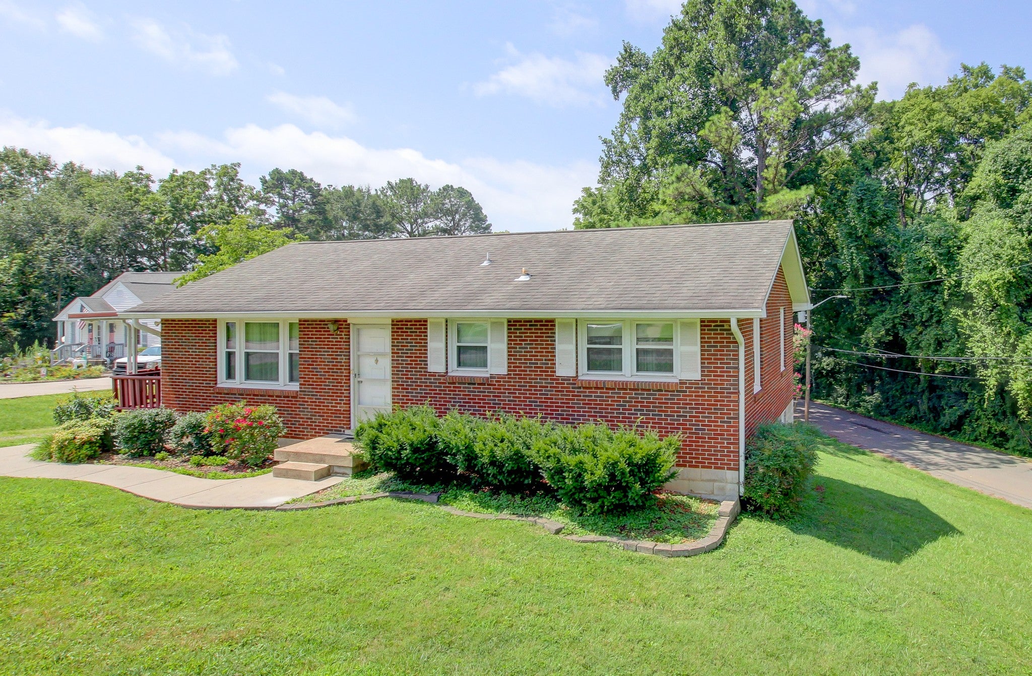 2302 Old Ashland City Rd