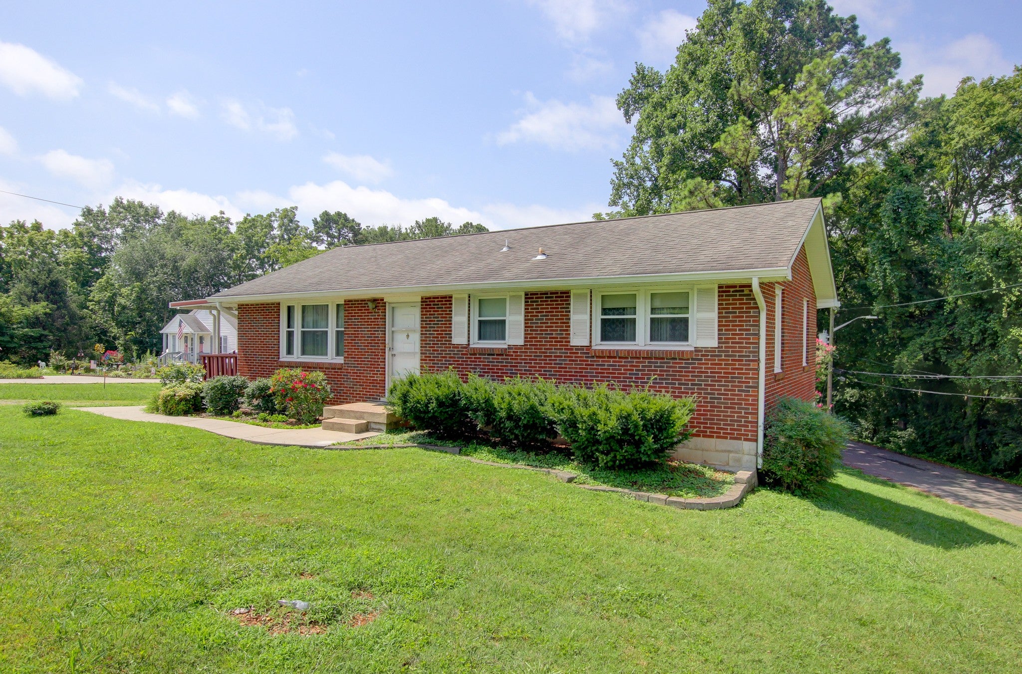 2302 Old Ashland City Rd
