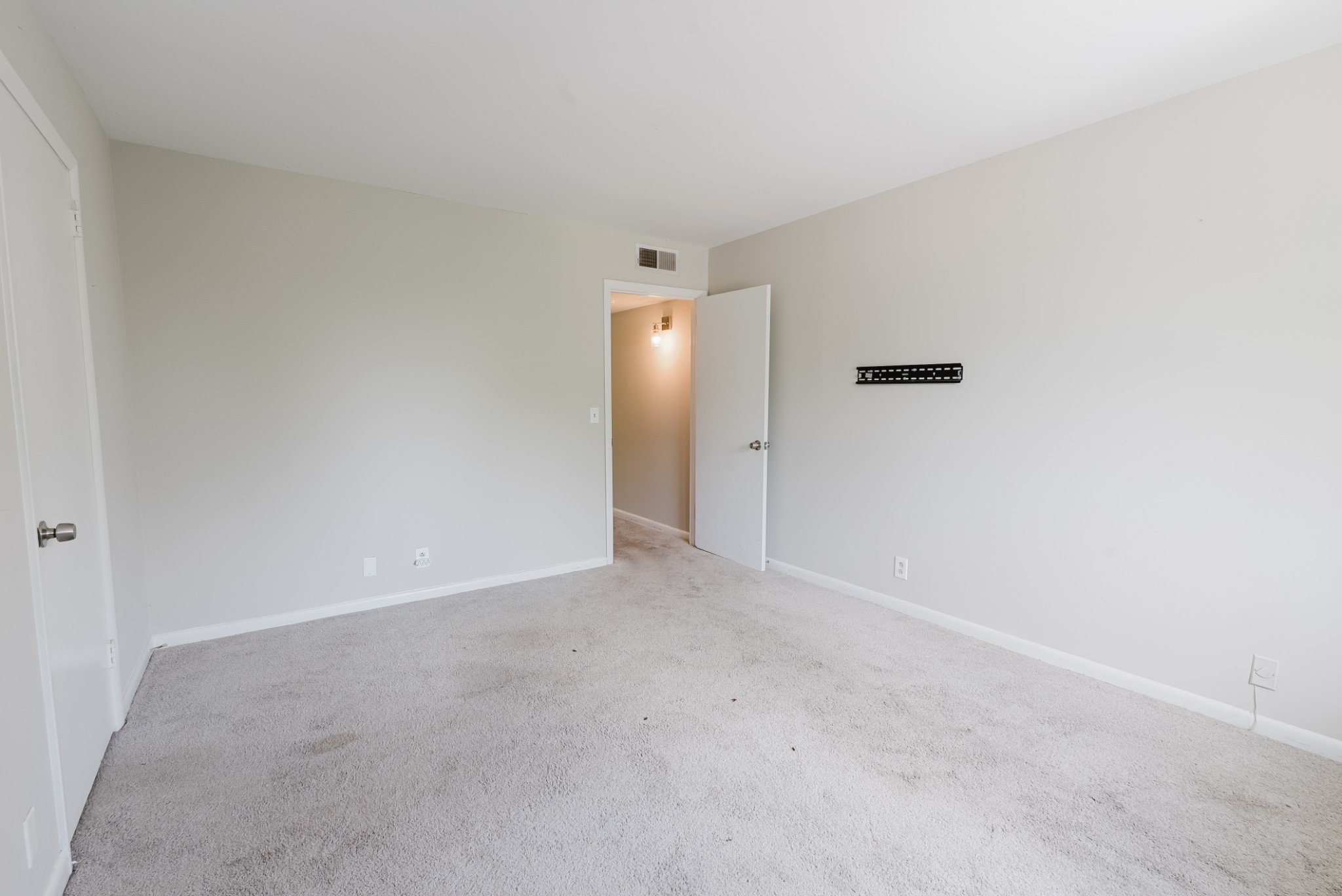 4958 Edmondson Pike 23