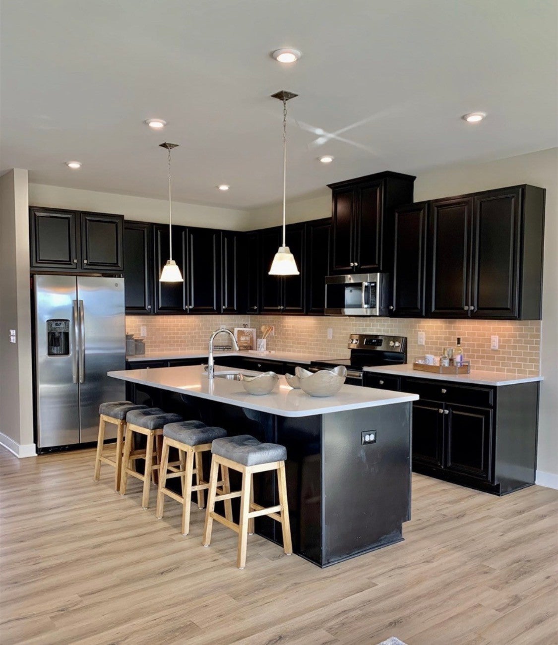 472 Killarney Park
