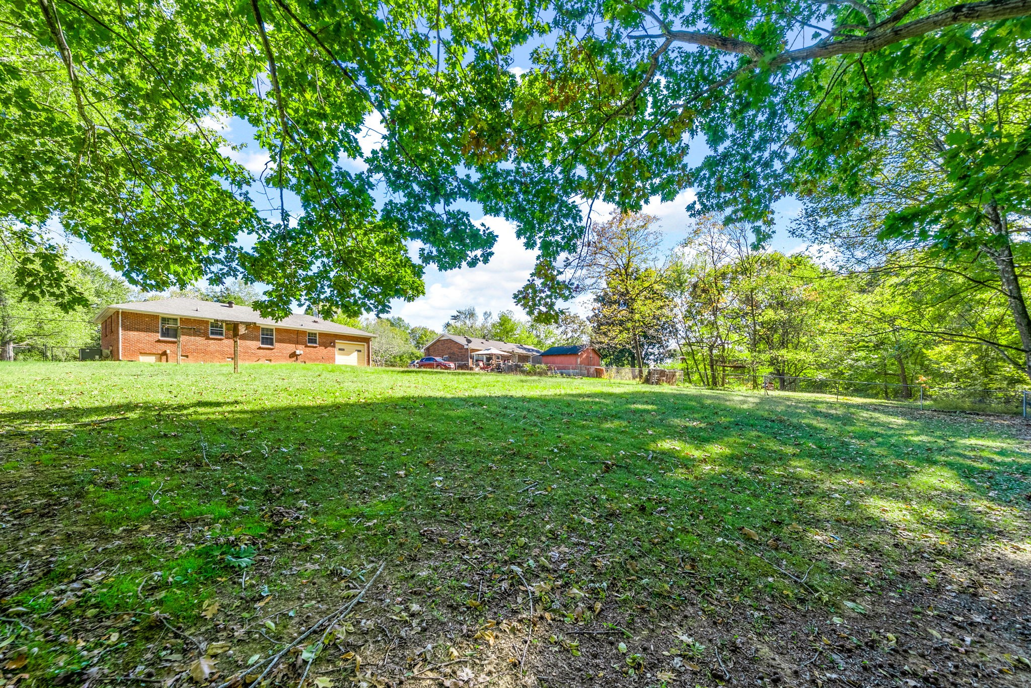 Clarksville, Tennessee 37040, United States, 3 Bedrooms Bedrooms, ,1 BathroomBathrooms,Residential,Active,235135