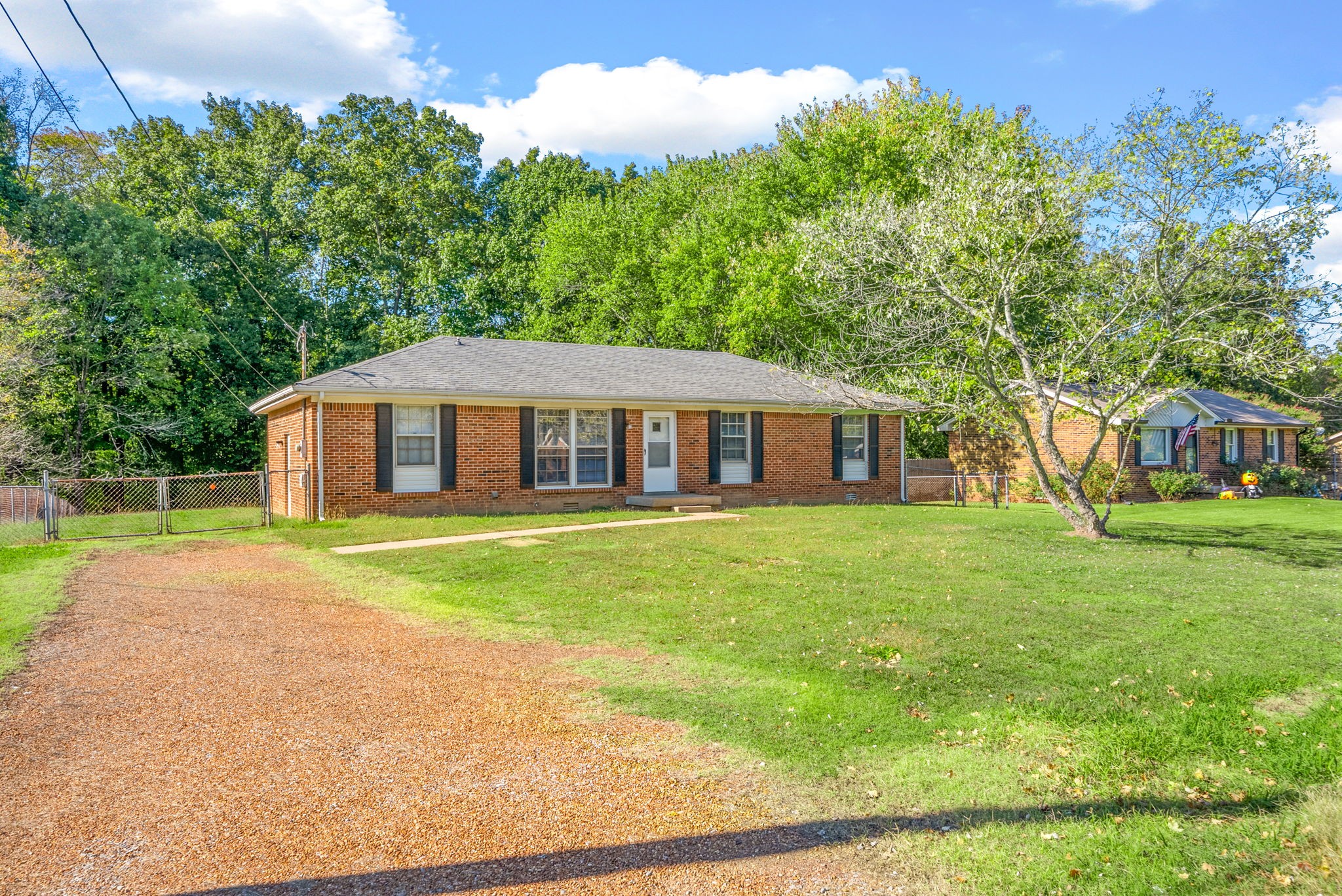 Clarksville, Tennessee 37040, United States, 3 Bedrooms Bedrooms, ,1 BathroomBathrooms,Residential,Active,235135 Clarksville, Tennessee 37040, United States, 3 Bedrooms Bedrooms, ,1 BathroomBathrooms,Residential,Active,235135