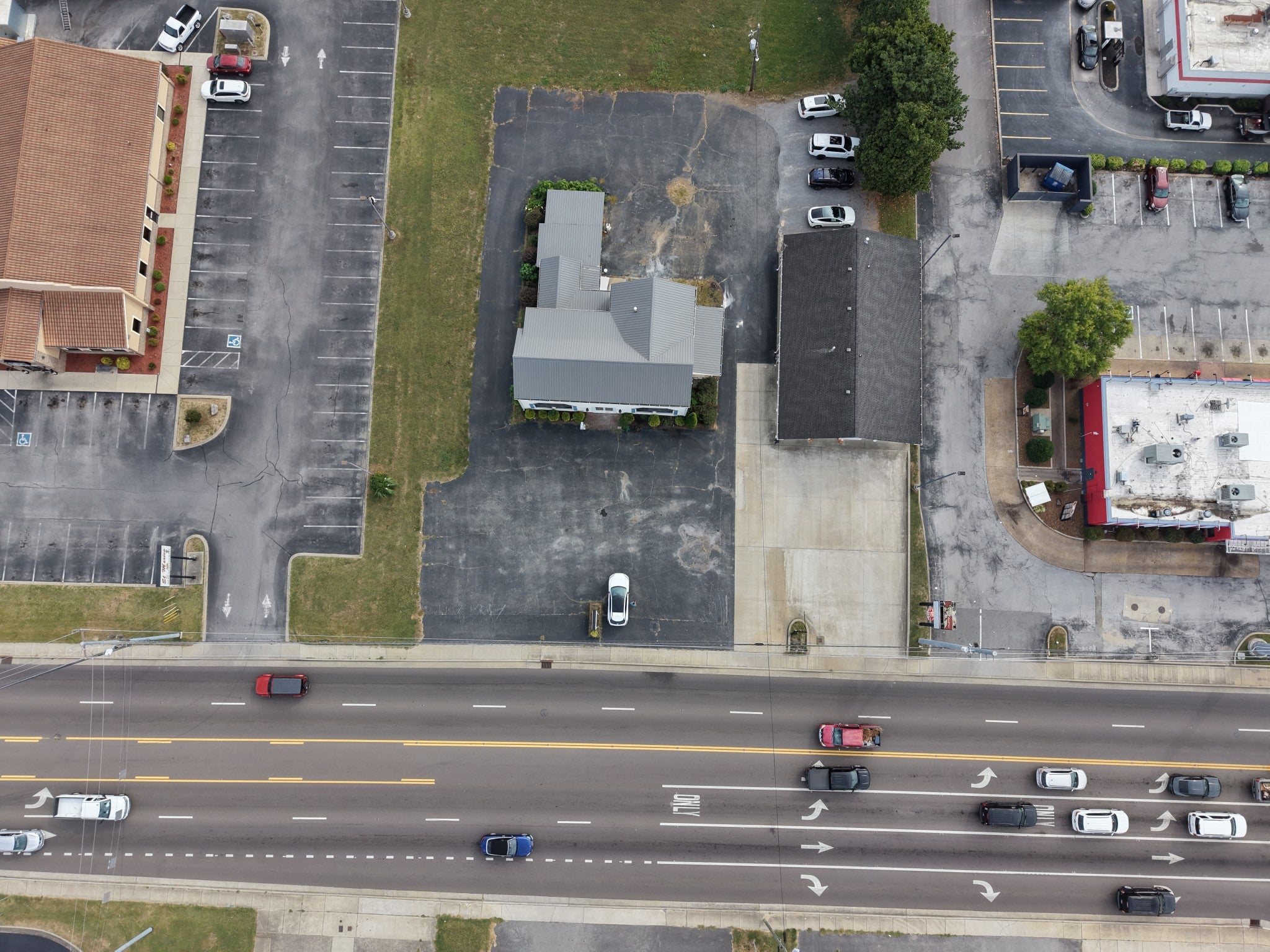 716 N Main St