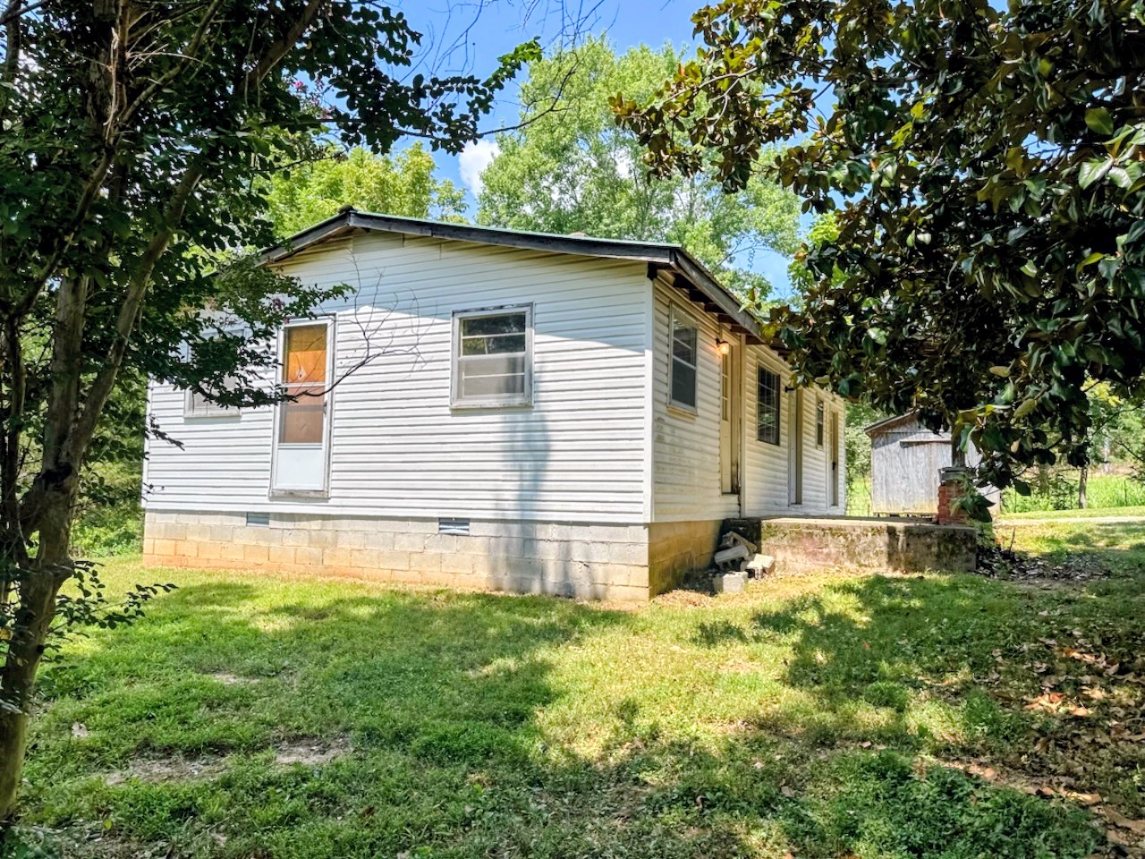 1305 McGiboney Rd
