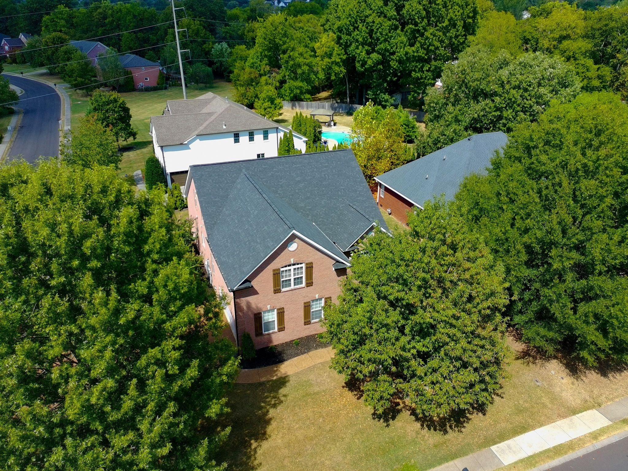 2661 Churchill Dr