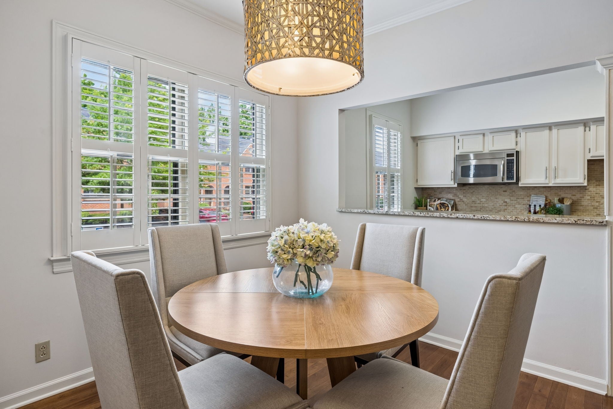 220 Westchase Dr
