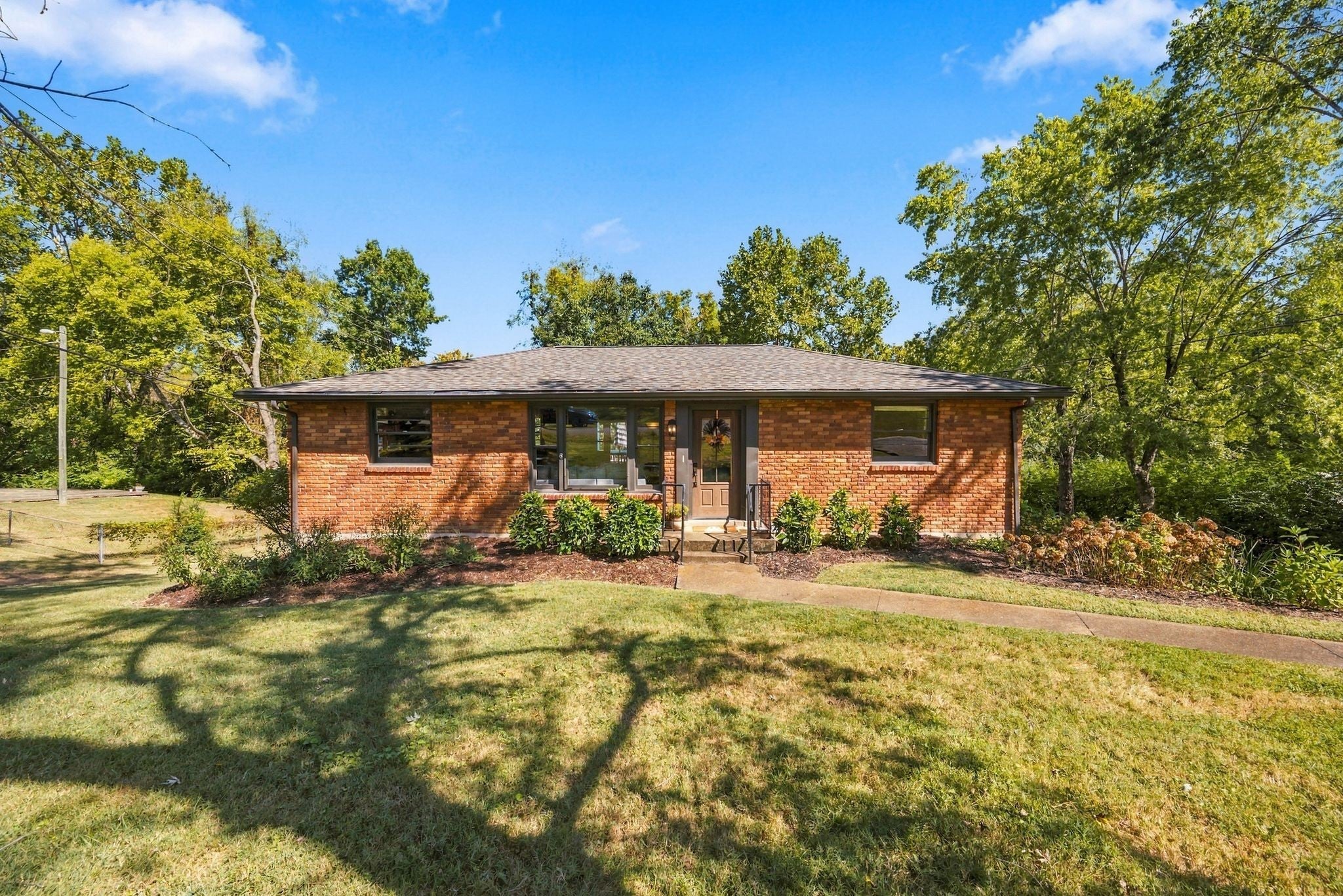 1829 Willow Springs Dr