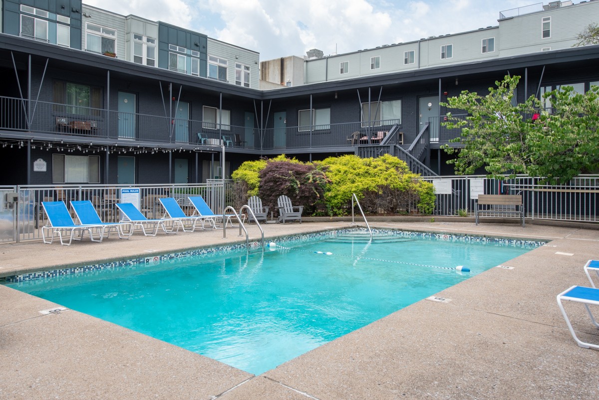 View Nashville, TN 37204 house