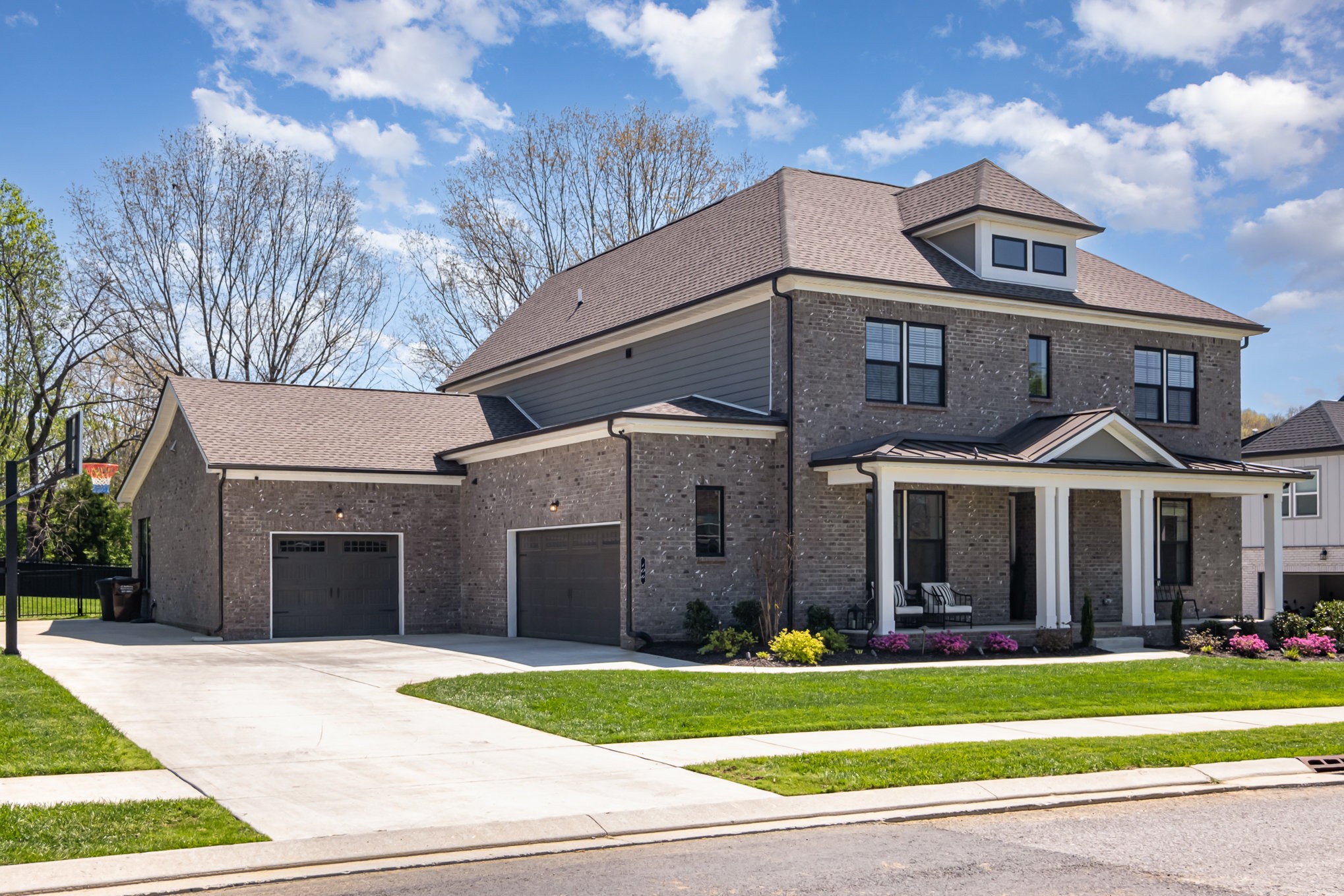106 Willow Bend Dr