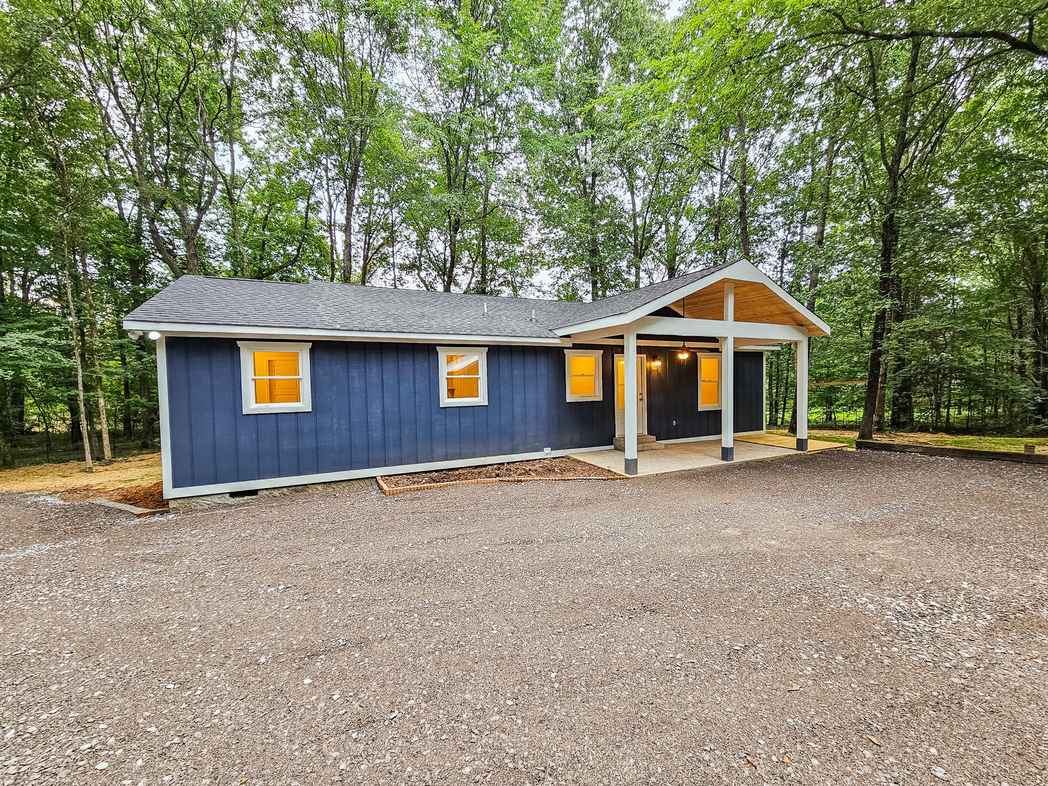 4695 Jones Rd