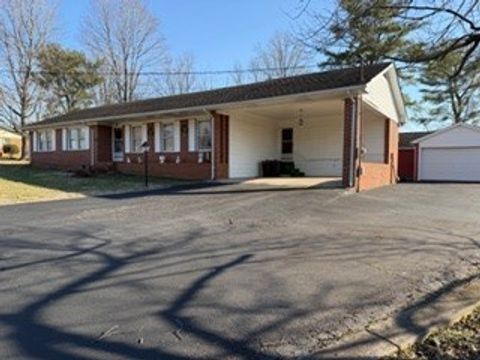 205 Mary Sharp Dr Decherd TN 37324